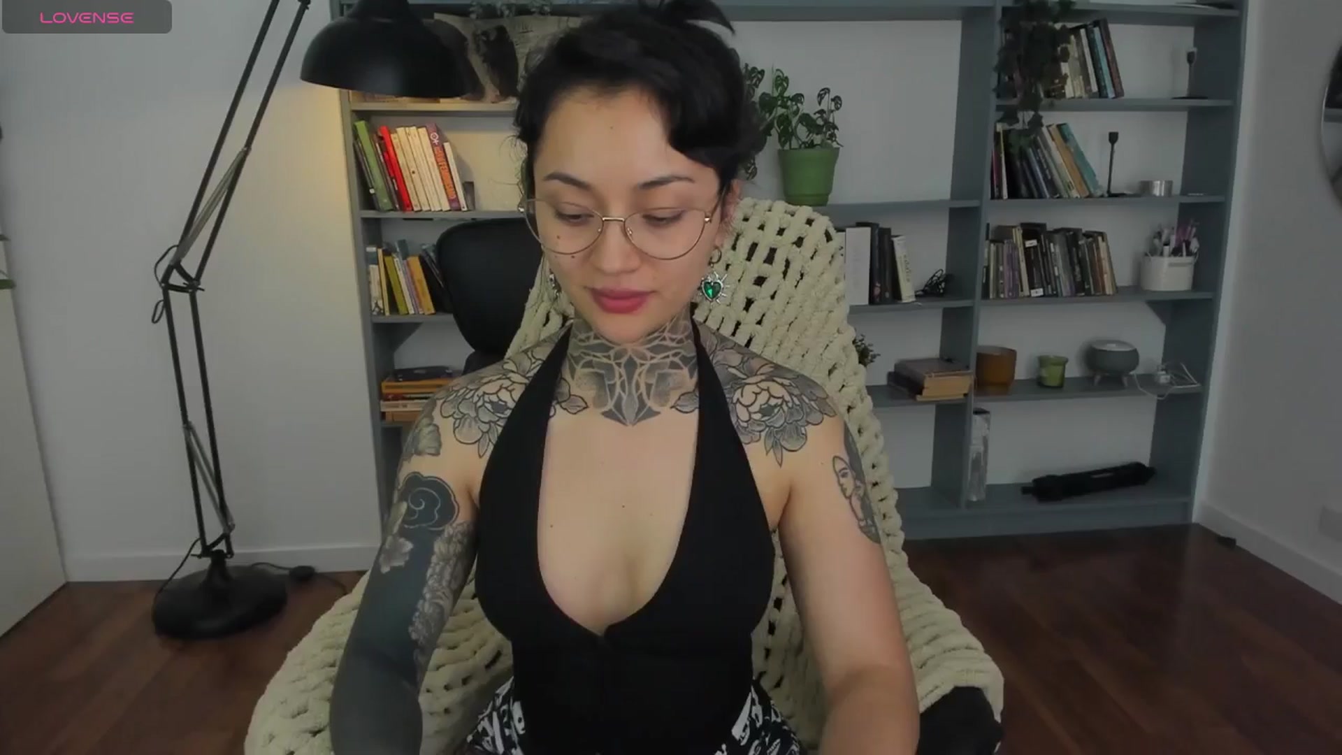 Gallery image thumbnail from Ysabeau's myfreecams stream on, 09/06/2025, 17:16 image 16 of 20
