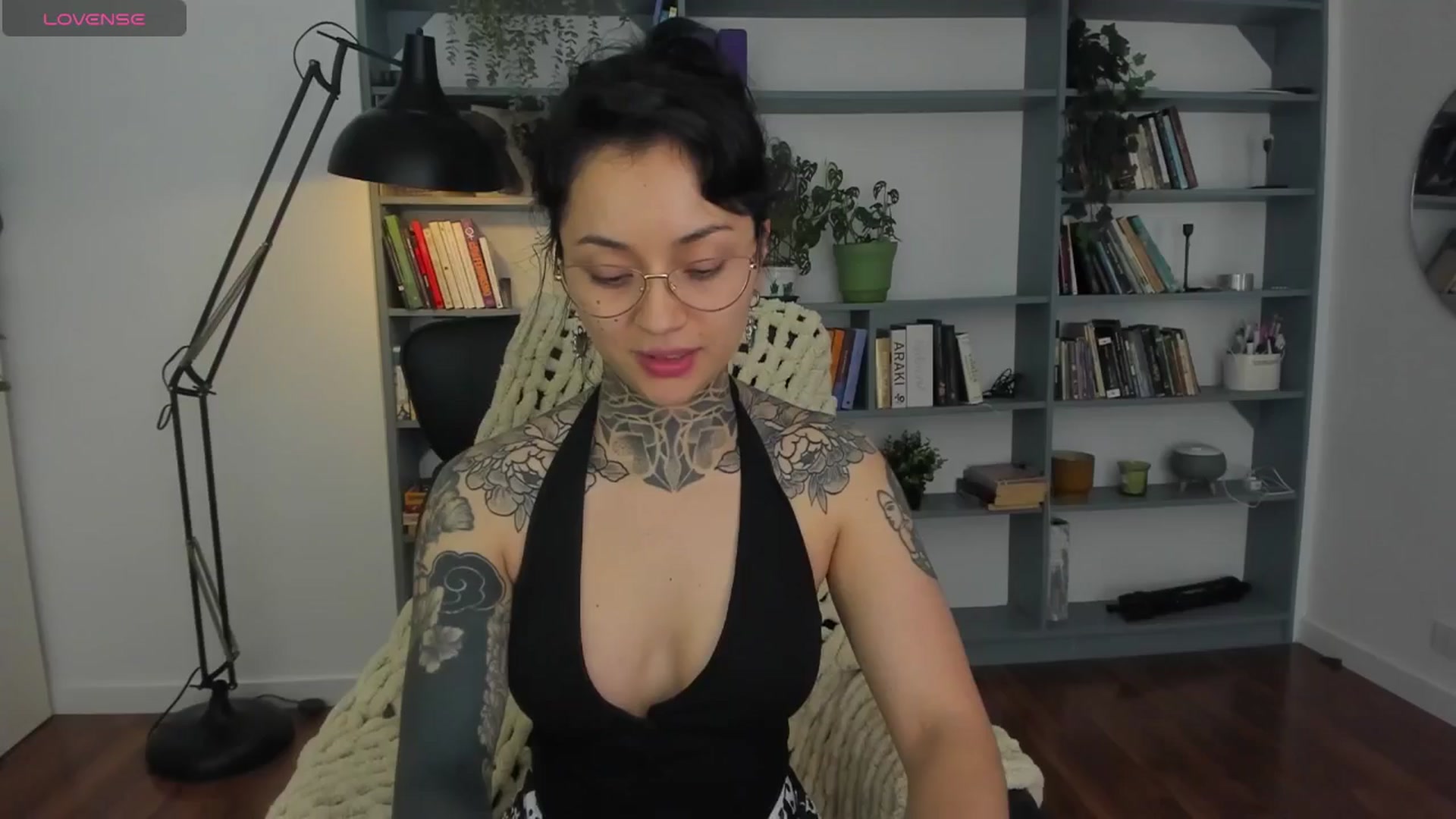 Gallery image thumbnail from Ysabeau's myfreecams stream on, 09/06/2025, 17:16 image 3 of 20