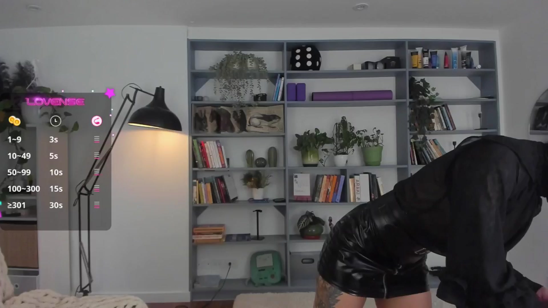 Gallery image thumbnail from Ysabeau's myfreecams stream on, 09/12/2025, 24:31 image 5 of 20