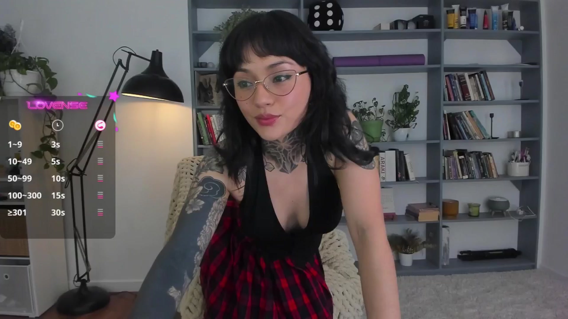 Gallery image thumbnail from Ysabeau's myfreecams stream on, 09/19/2025, 22:37 image 2 of 20