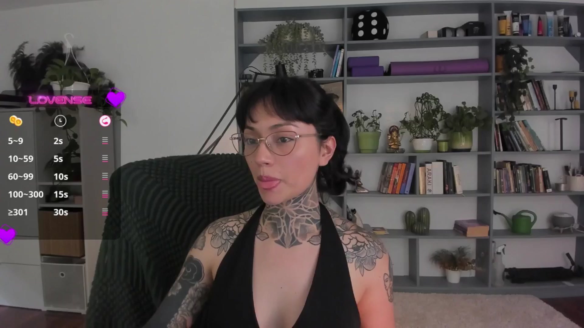 Gallery image thumbnail from Ysabeau's myfreecams stream on, 10/08/2025, 23:24 image 8 of 20