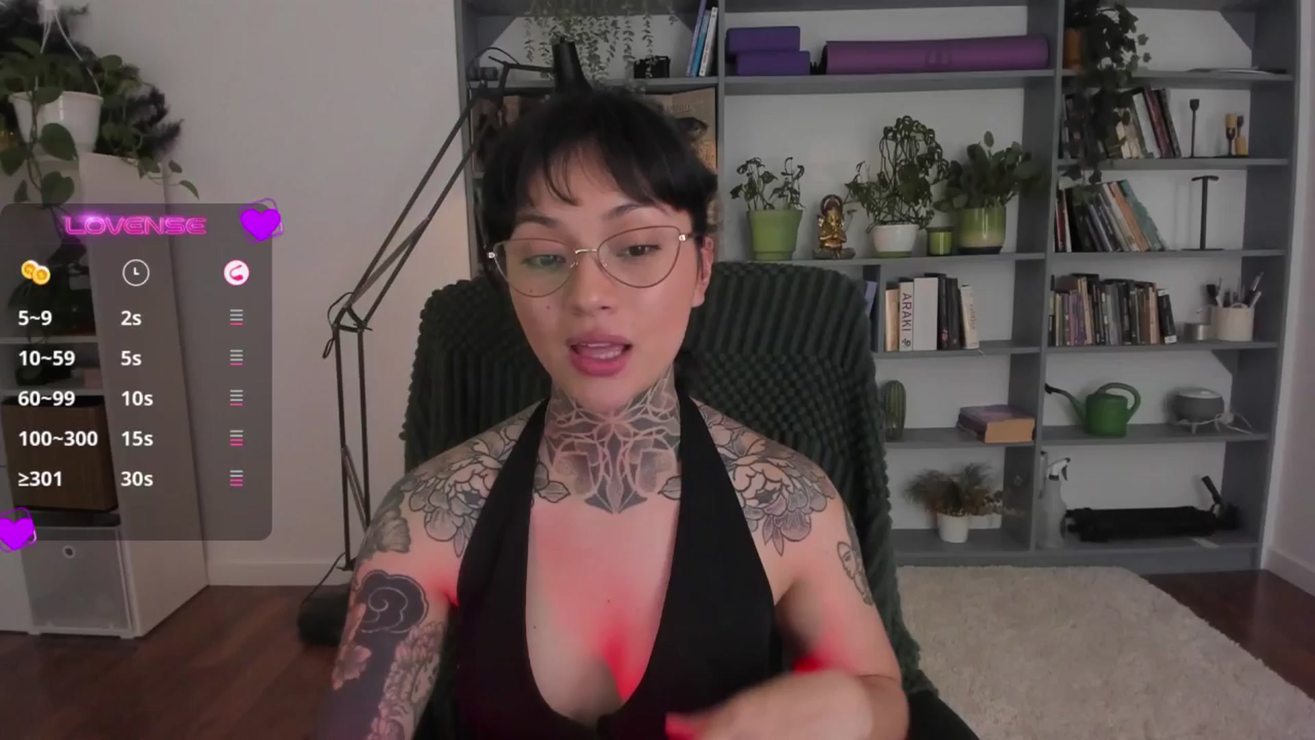 Gallery image thumbnail from Ysabeau's myfreecams stream on, 10/08/2025, 23:24 image 19 of 20