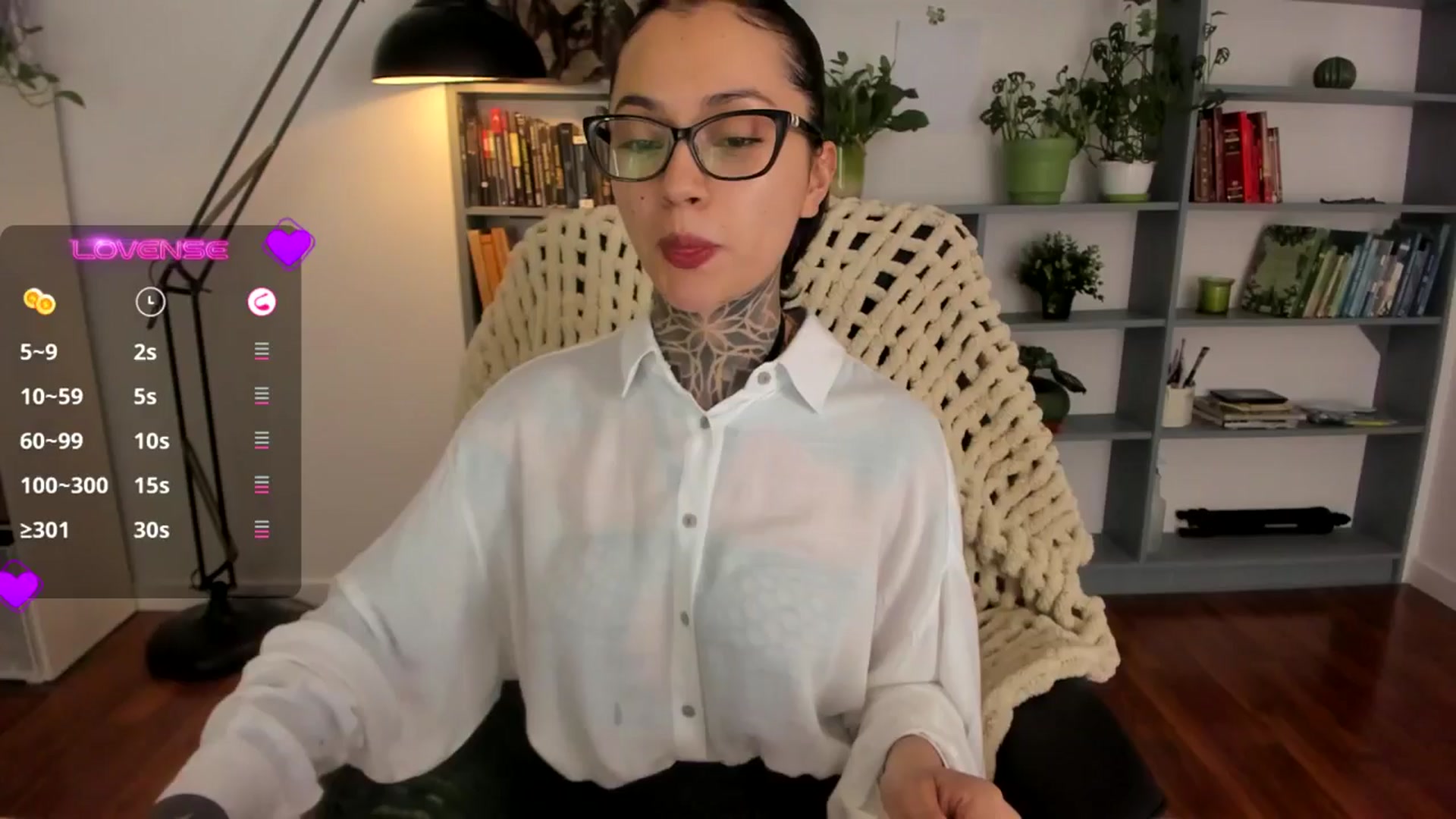 Gallery image thumbnail from Ysabeau's myfreecams stream on, 10/26/2025, 15:33 image 1 of 20