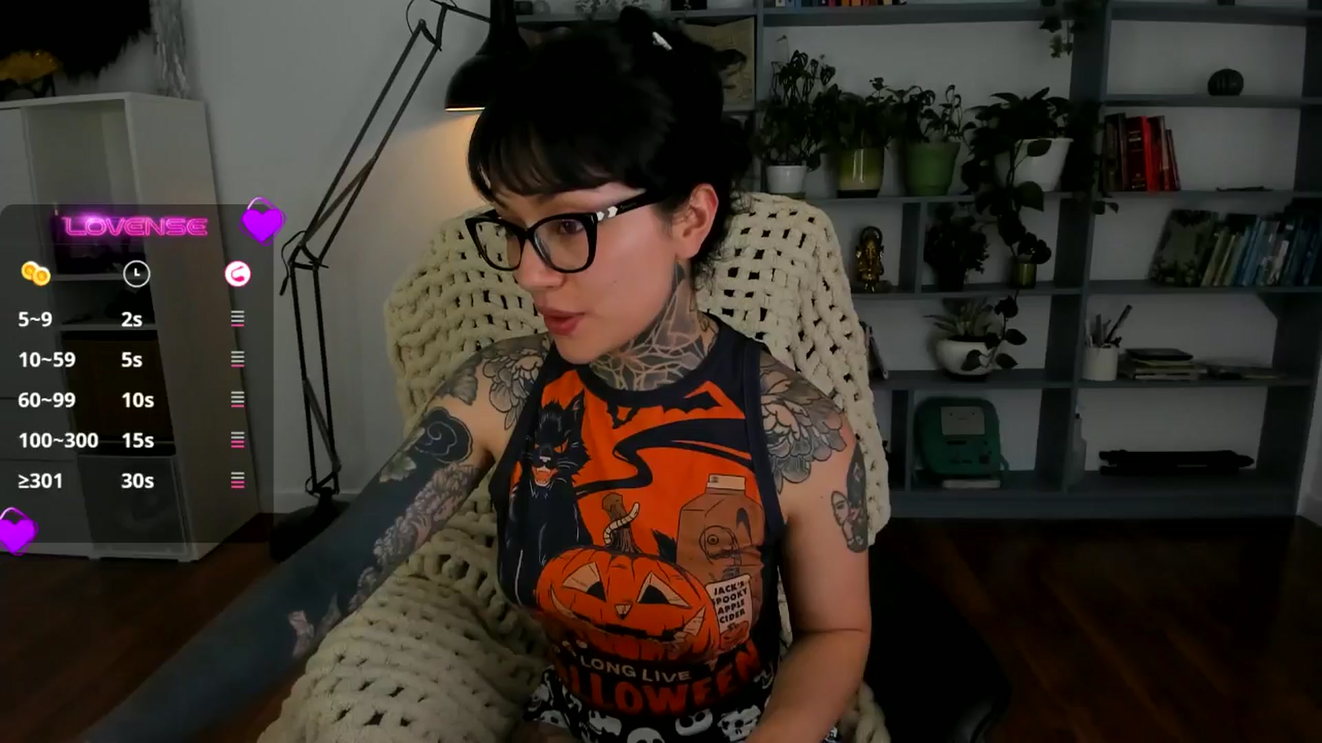 Gallery image thumbnail from Ysabeau's myfreecams stream on, 10/27/2025, 21:16 image 9 of 20