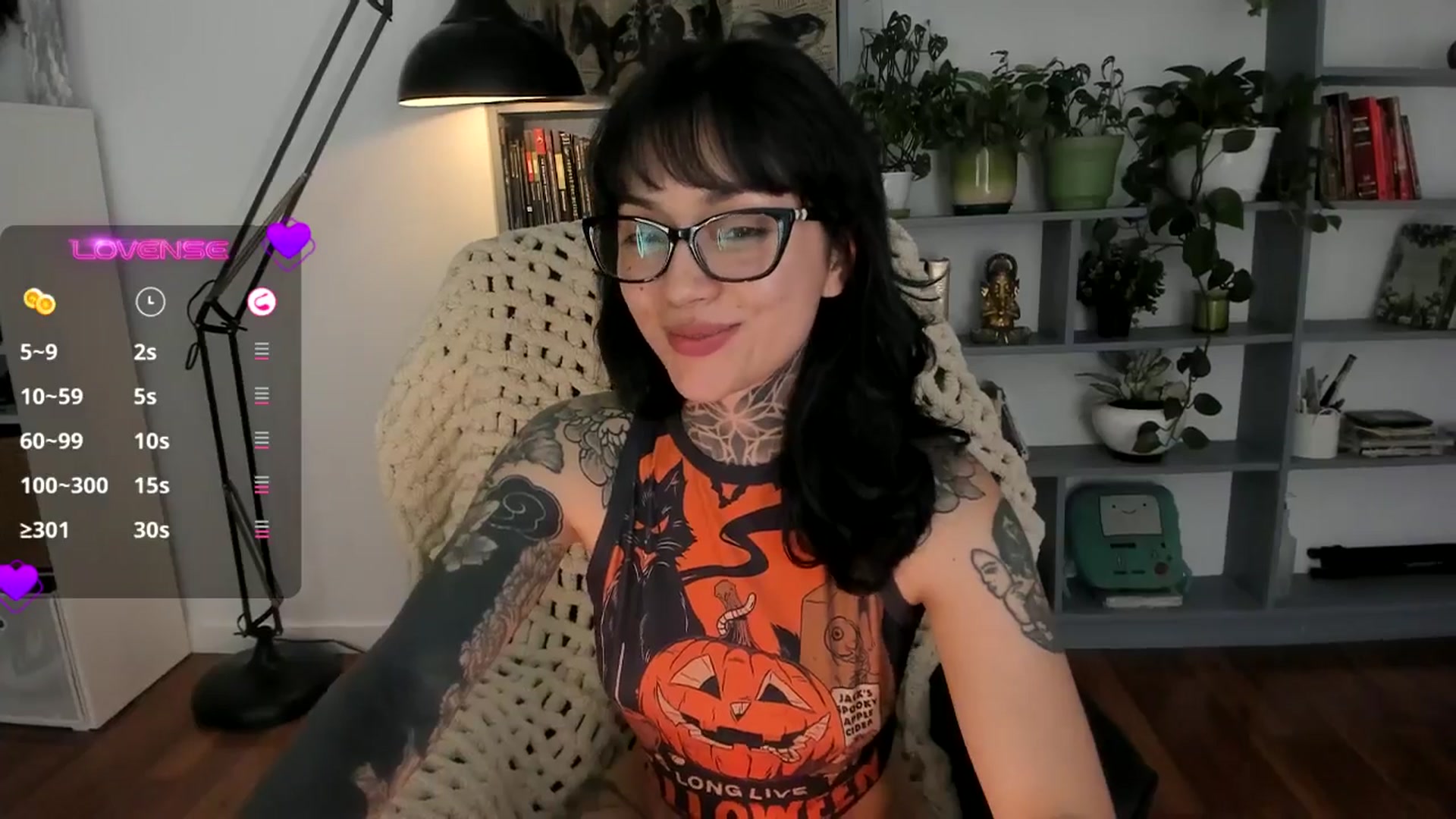 Gallery image thumbnail from Ysabeau's myfreecams stream on, 10/27/2025, 22:58 image 19 of 20