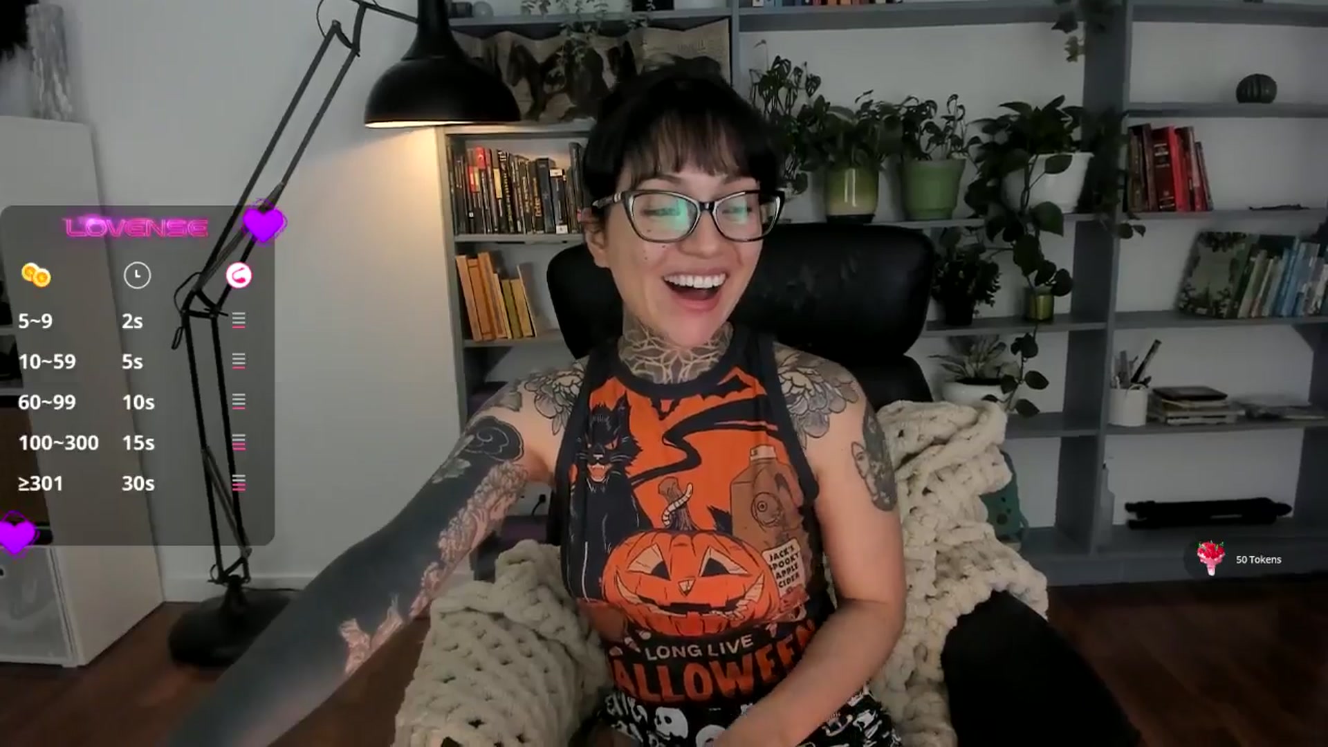 Gallery image thumbnail from Ysabeau's myfreecams stream on, 10/27/2025, 22:58 image 8 of 20