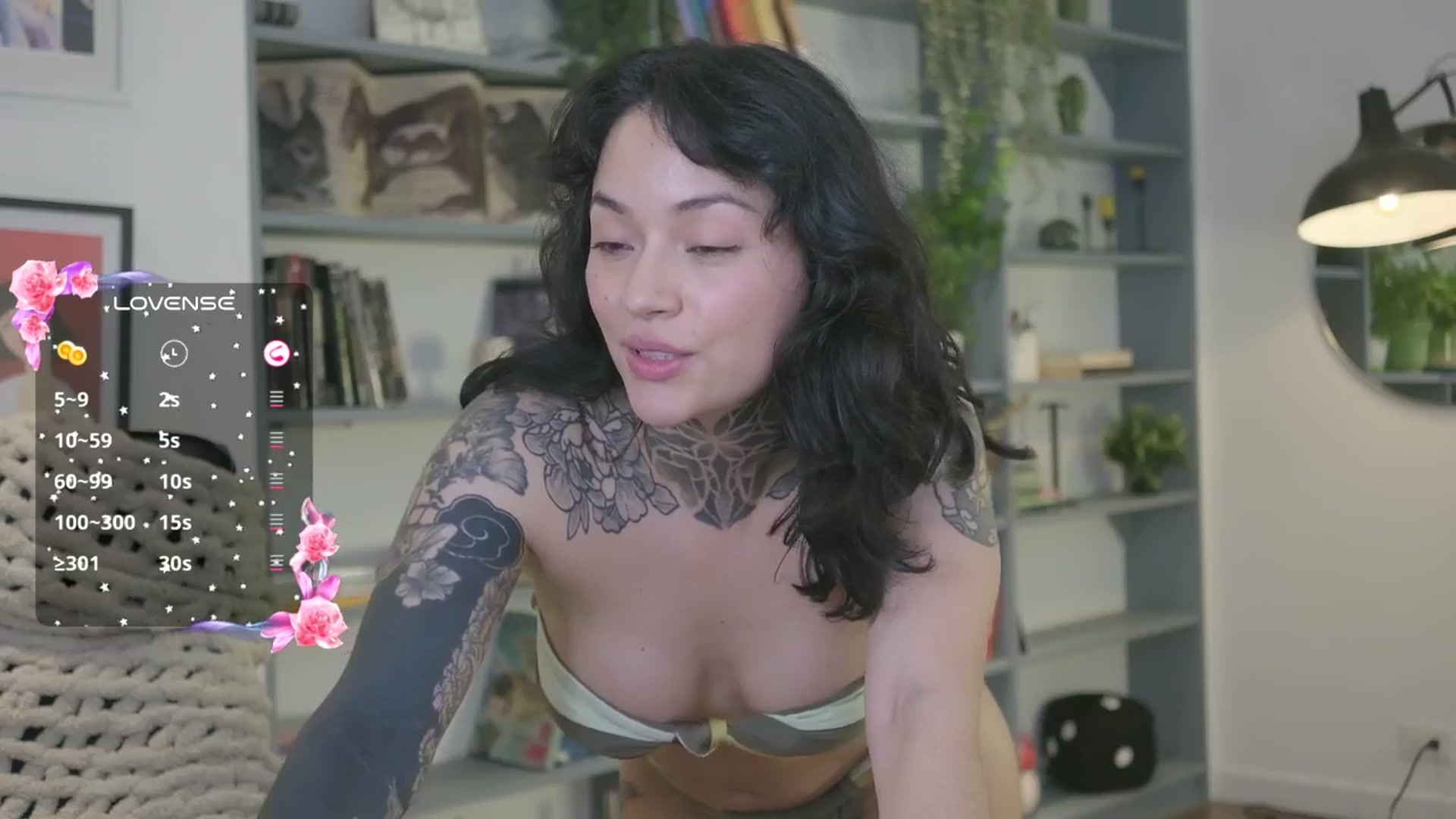 Gallery image thumbnail from Ysabeau's myfreecams stream on, 04/30/2026, 23:15 image 14 of 20