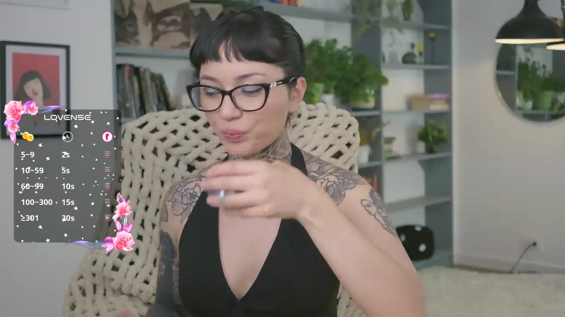 Gallery image thumbnail from Ysabeau's myfreecams stream on, 06/21/2026, 15:40 image 17 of 20