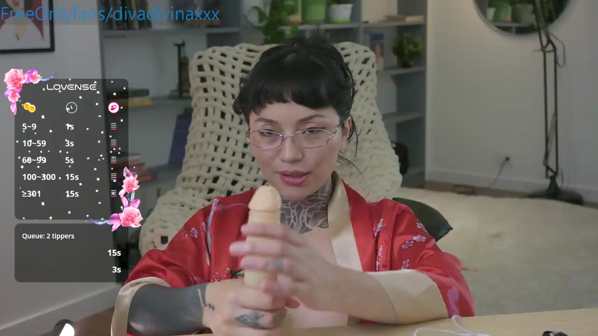 Gallery image thumbnail from Ysabeau's myfreecams stream on, 08/21/2026, 22:11 image 16 of 20