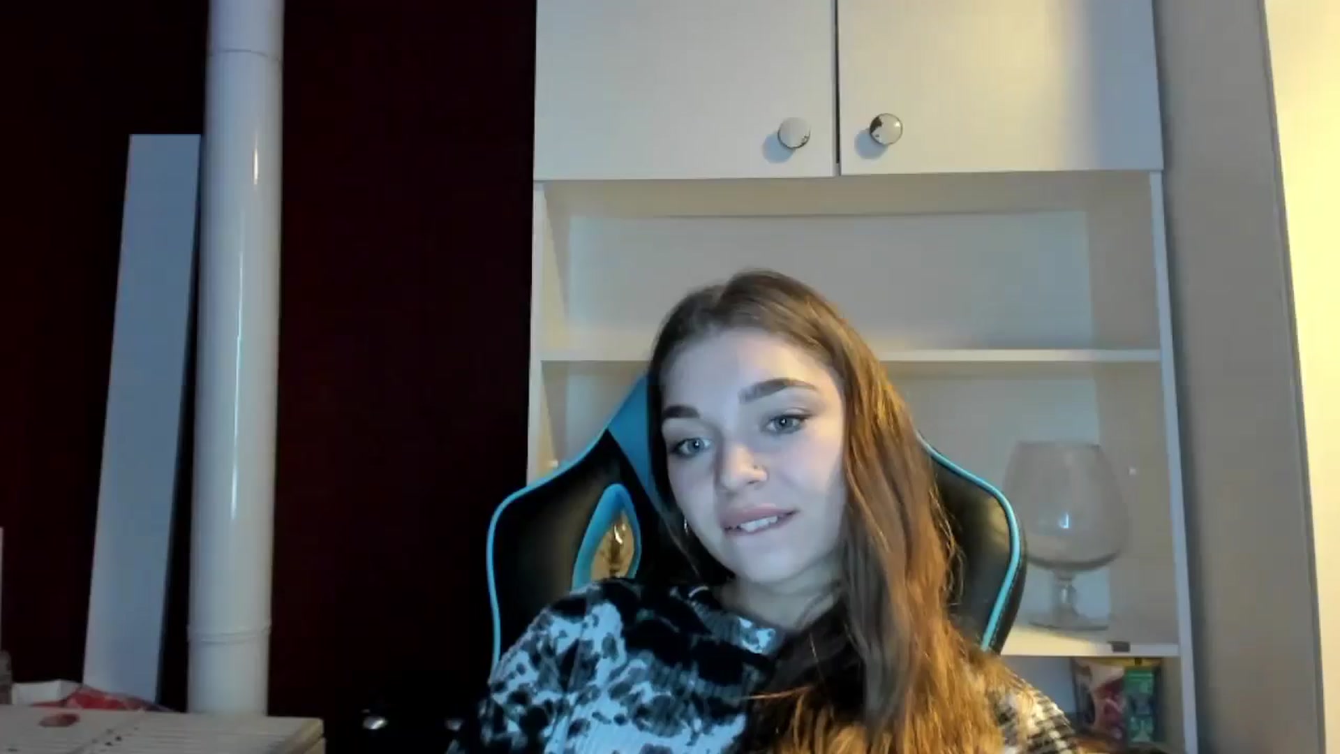 Gallery image thumbnail from Yukiia's myfreecams stream on, 03/03/2026, 19:15 image 14 of 20