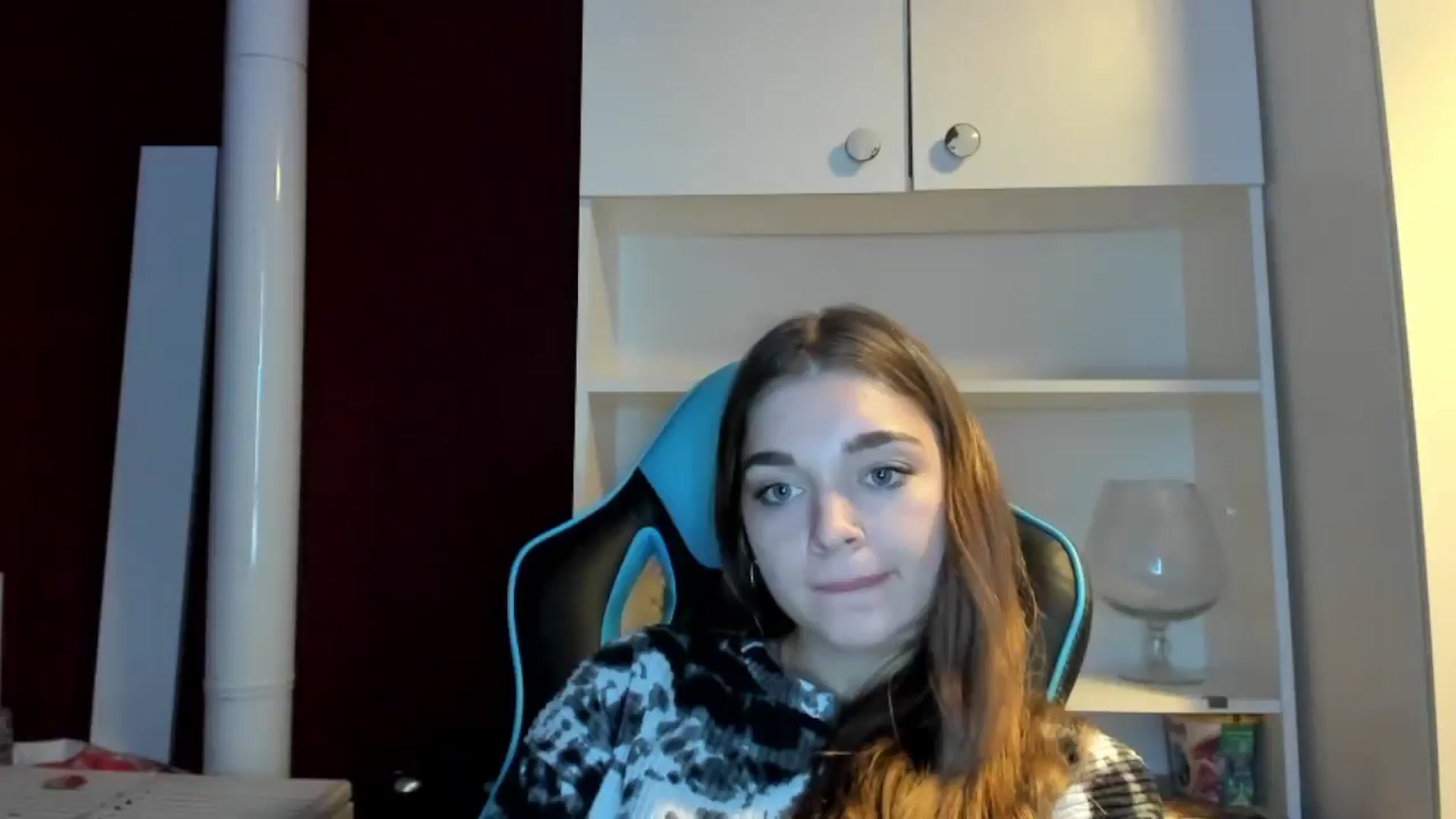 Gallery image thumbnail from Yukiia's myfreecams stream on, 03/03/2026, 19:15 image 15 of 20
