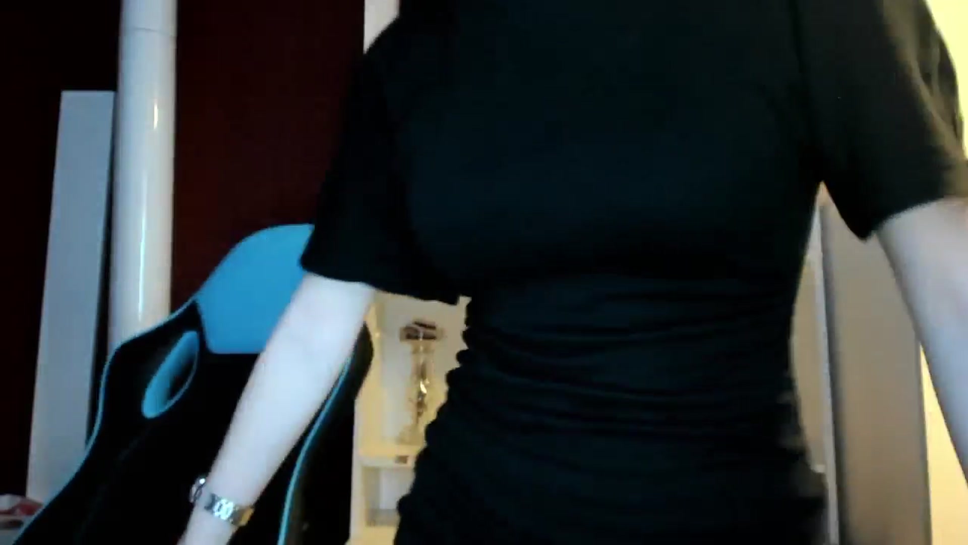 Gallery image thumbnail from Yukiia's myfreecams stream on, 03/04/2026, 19:10 image 17 of 20