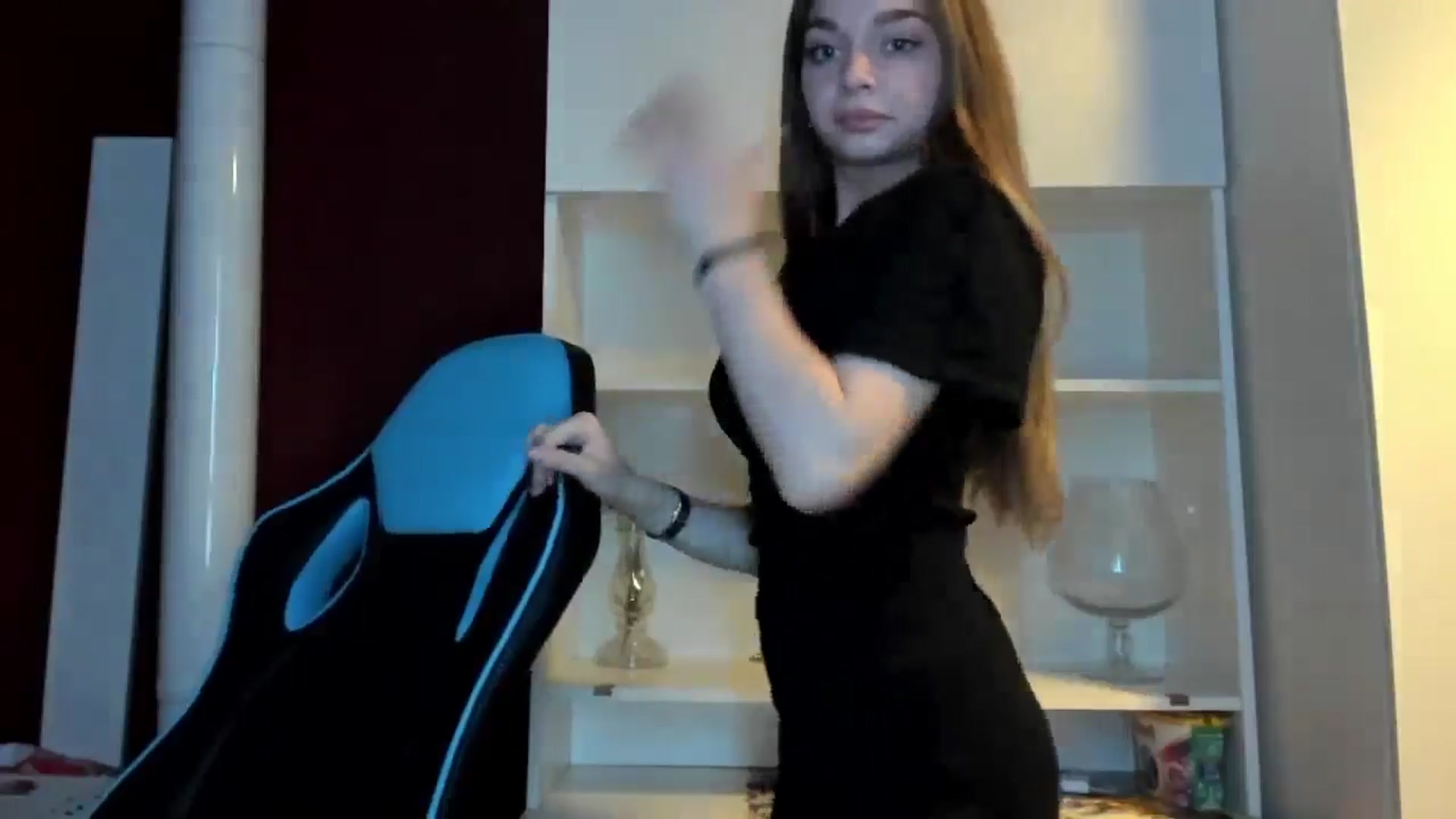 Gallery image thumbnail from Yukiia's myfreecams stream on, 03/04/2026, 19:10 image 18 of 20