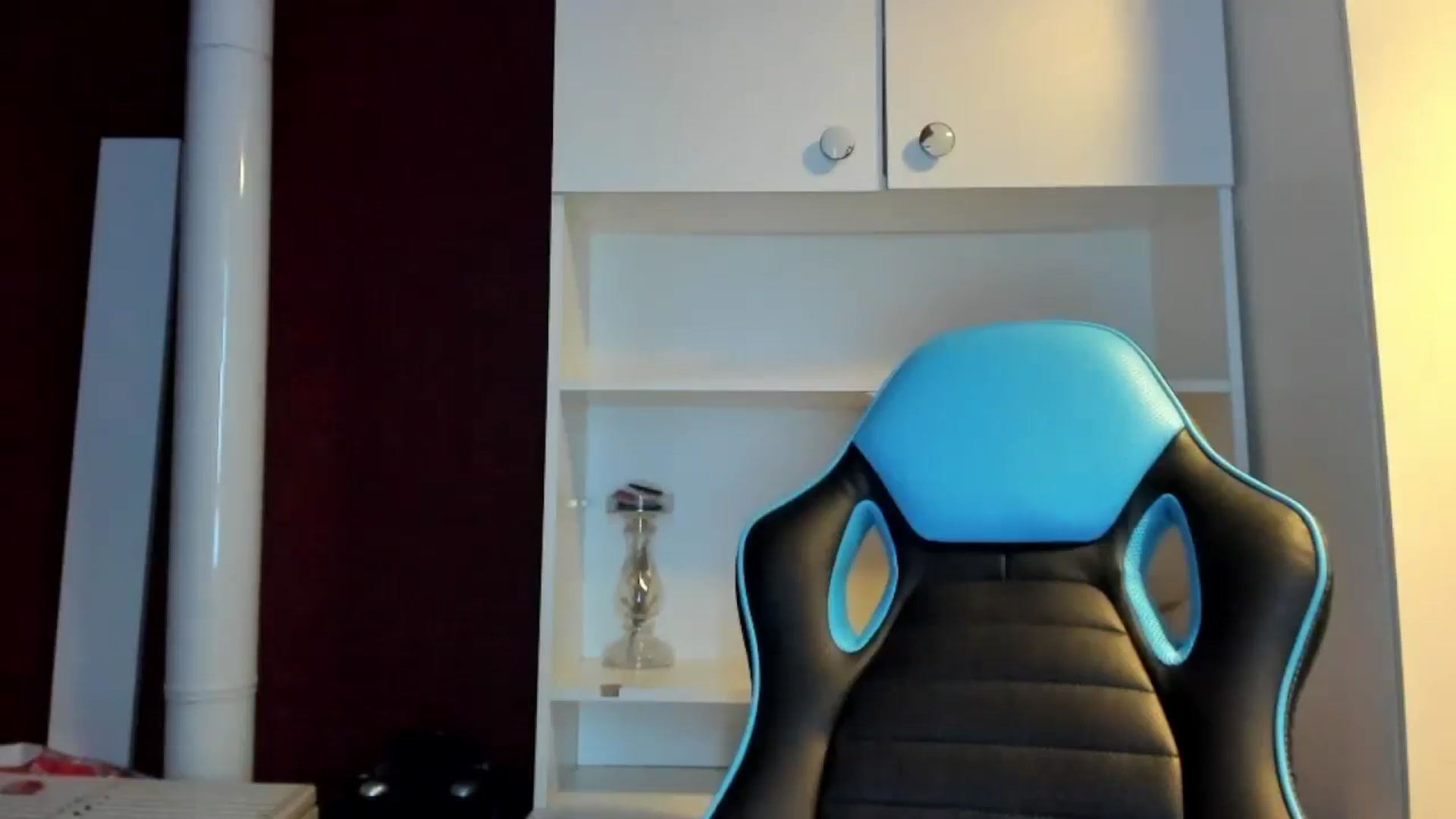 Gallery image thumbnail from Yukiia's myfreecams stream on, 03/04/2026, 19:10 image 13 of 20