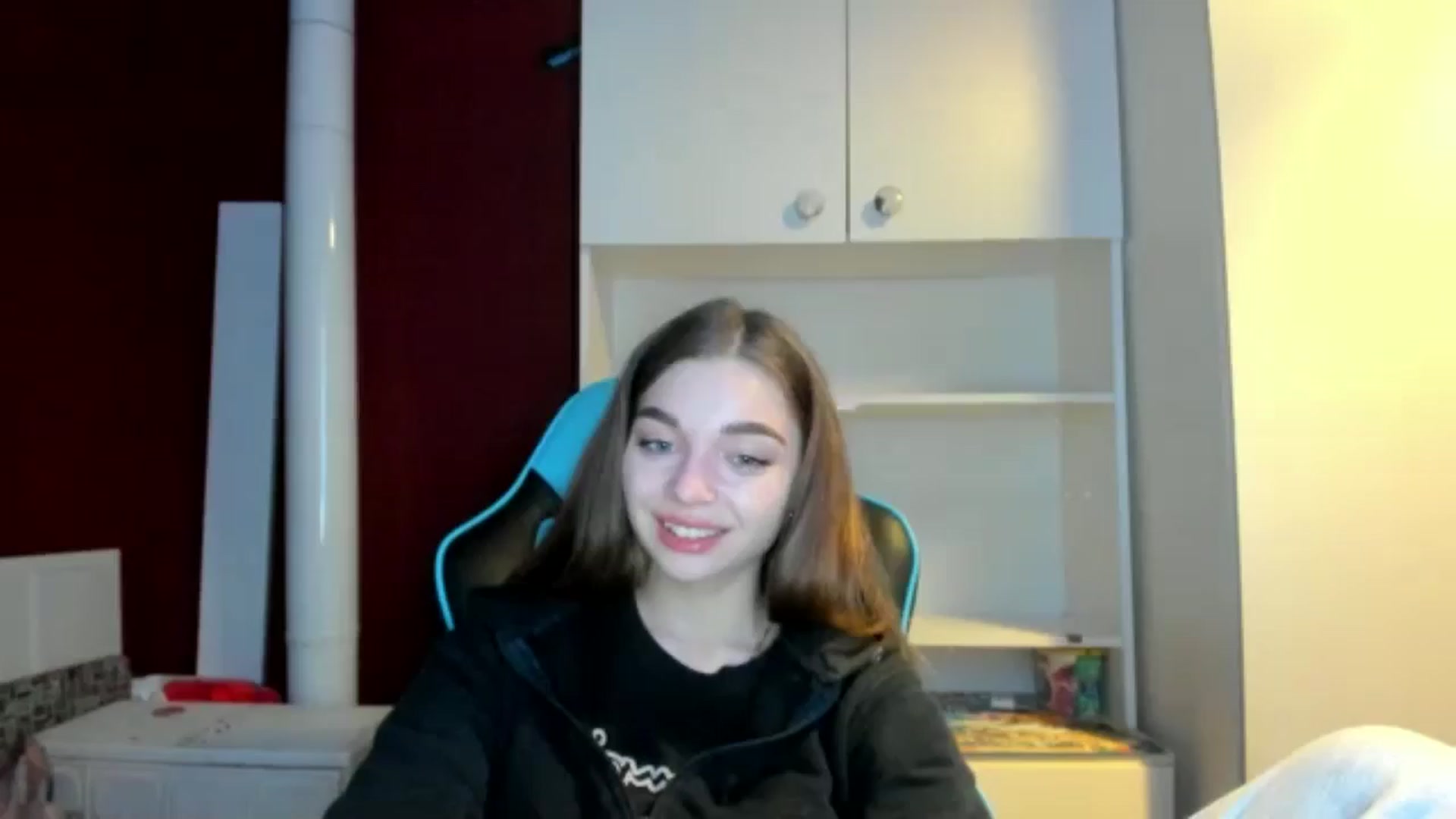 Gallery image thumbnail from Yukiia's myfreecams stream on, 03/07/2026, 22:46 image 11 of 20
