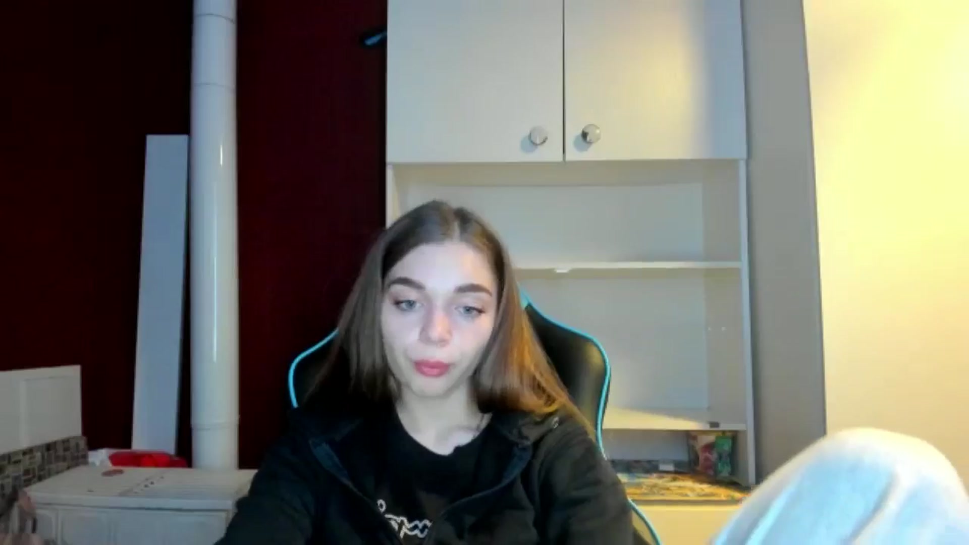 Gallery image thumbnail from Yukiia's myfreecams stream on, 03/07/2026, 22:46 image 19 of 20