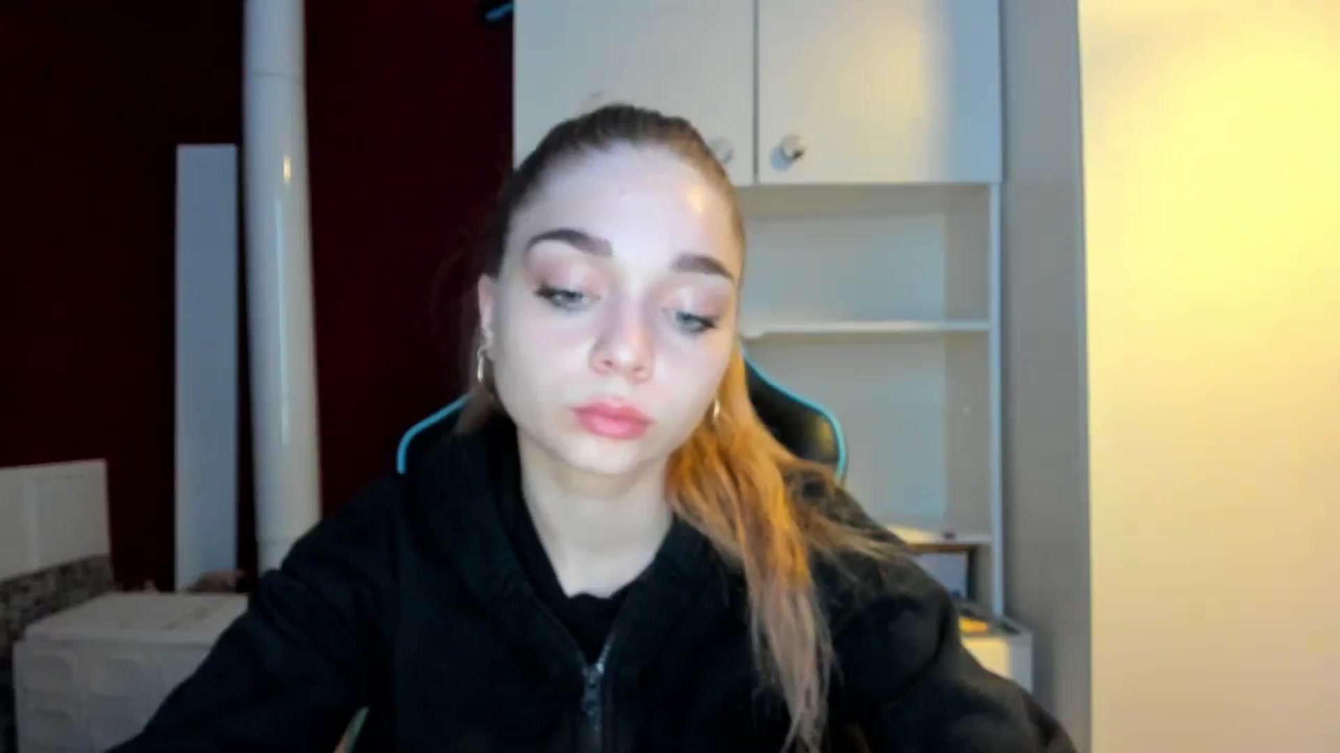 Gallery image thumbnail from Yukiia's myfreecams stream on, 03/30/2026, 20:50 image 19 of 20