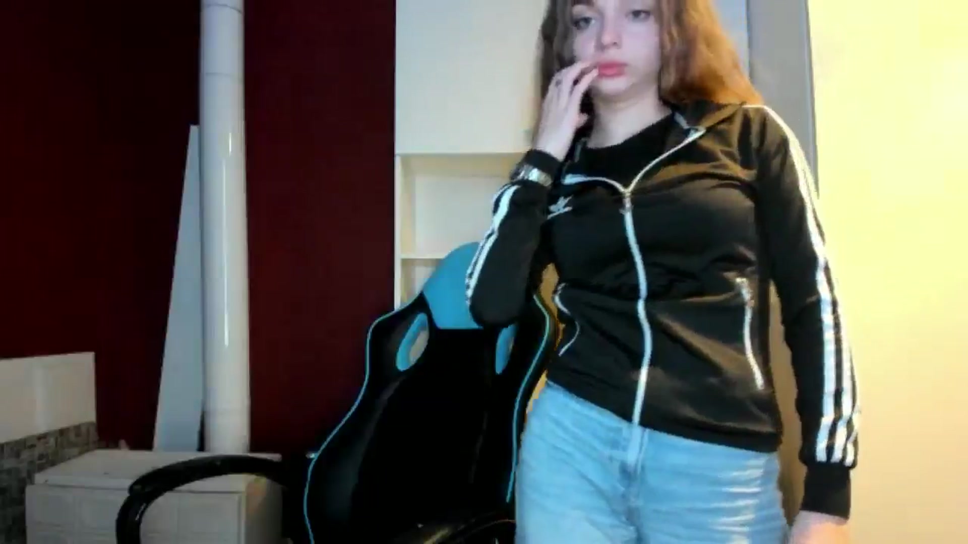 Gallery image thumbnail from Yukiia's myfreecams stream on, 04/03/2026, 23:15 image 9 of 20