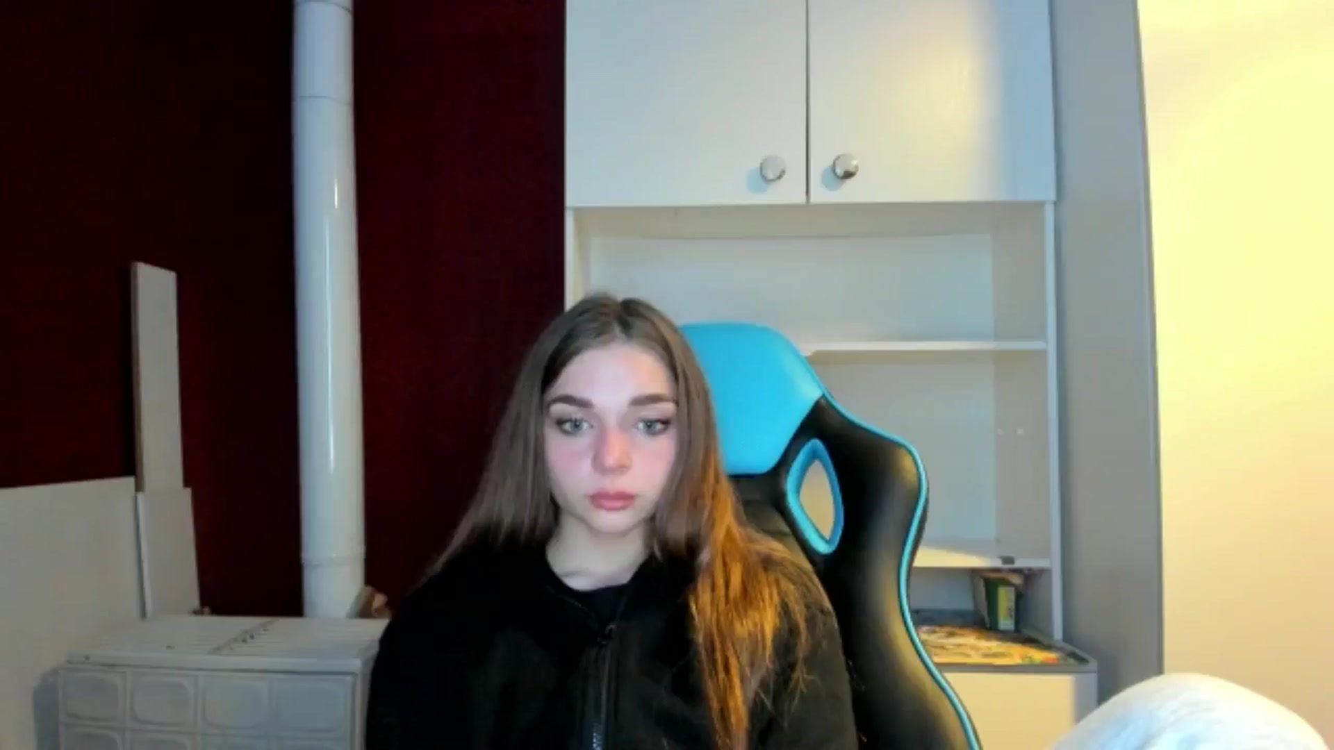 Gallery image thumbnail from Yukiia's myfreecams stream on, 04/10/2026, 23:37 image 18 of 20