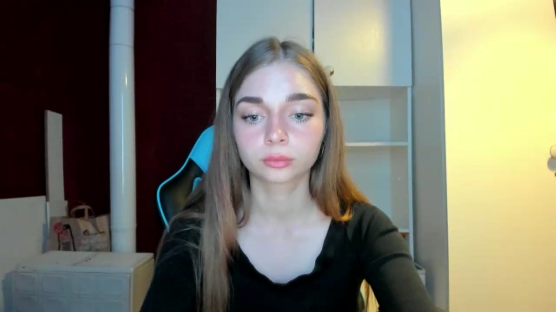 Gallery image thumbnail from Yukiia's myfreecams stream on, 05/19/2026, 21:28 image 8 of 20