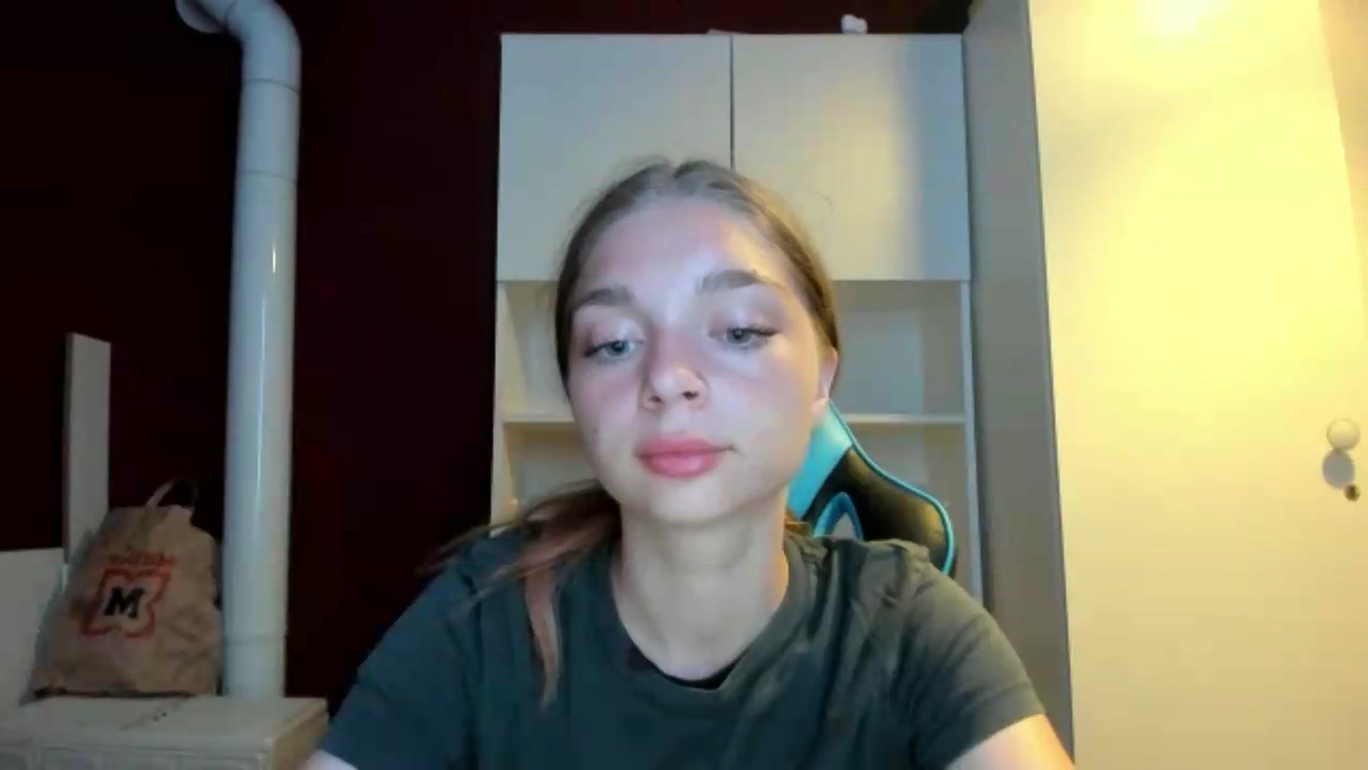 Gallery image thumbnail from Yukiia's myfreecams stream on, 06/26/2026, 24:54 image 19 of 20
