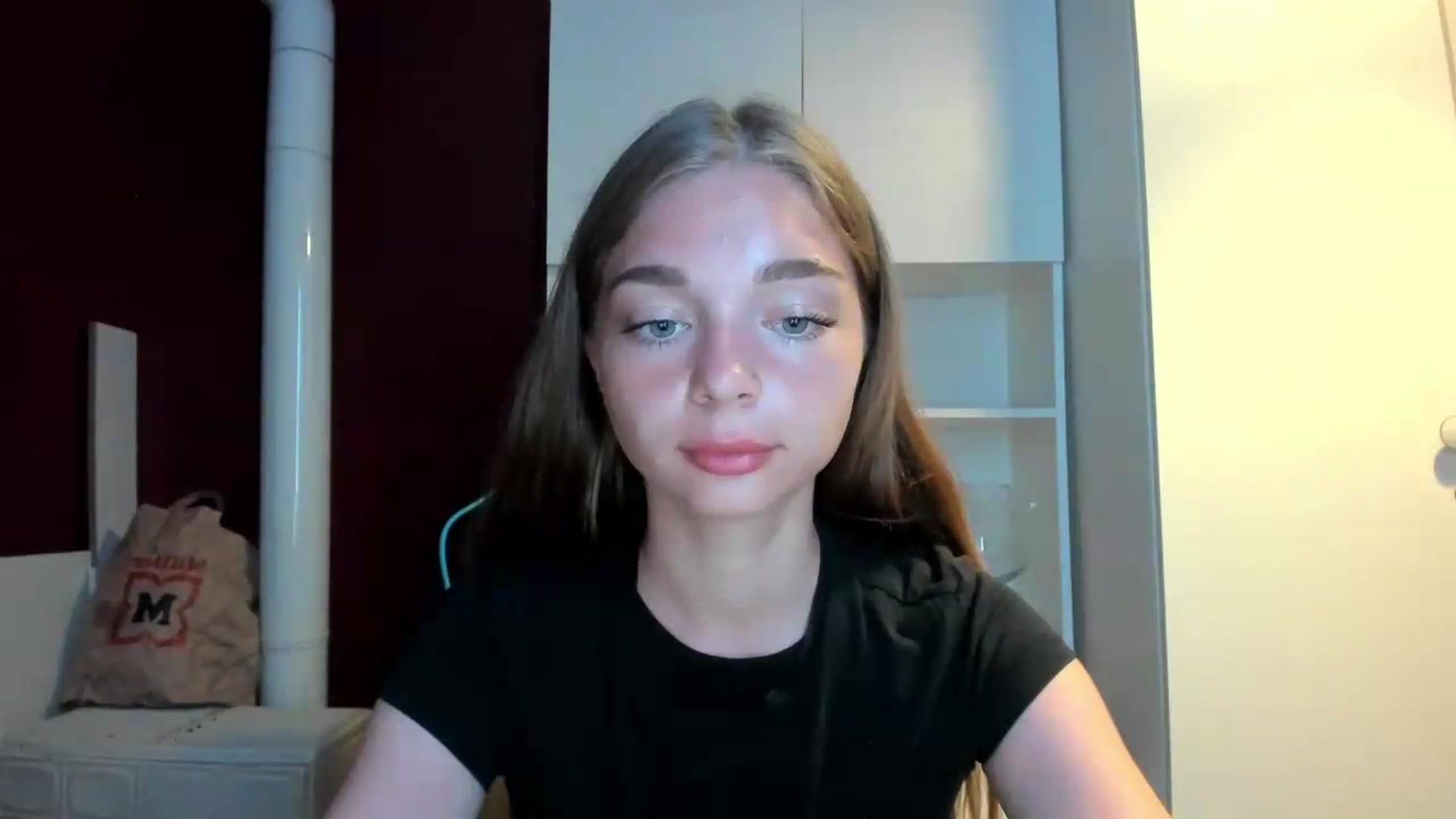 Gallery image thumbnail from Yukiia's myfreecams stream on, 06/28/2026, 20:17 image 18 of 20