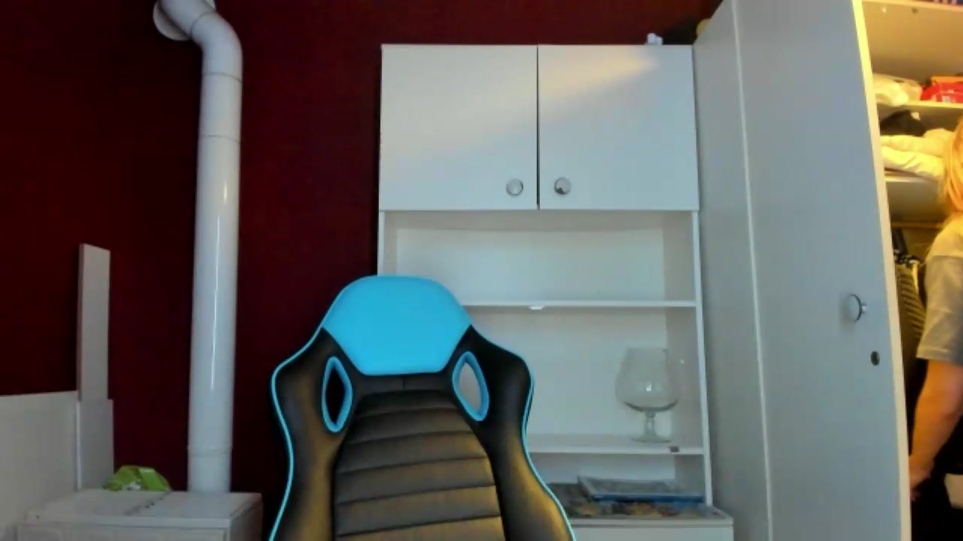 Gallery image thumbnail from Yukiia's myfreecams stream on, 07/07/2026, 23:10 image 3 of 20