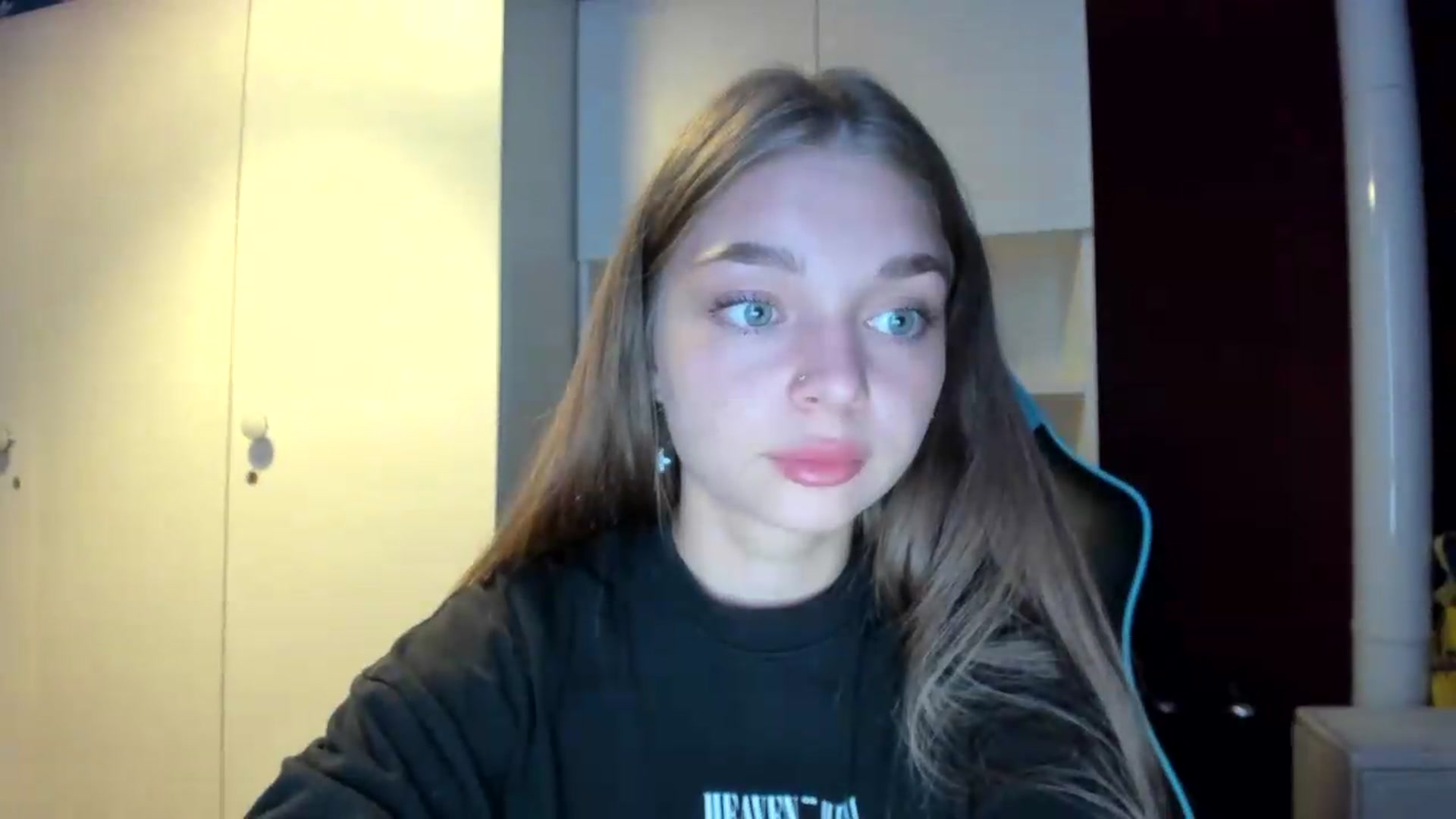Gallery image thumbnail from Yukiia's myfreecams stream on, 07/17/2026, 19:31 image 19 of 20