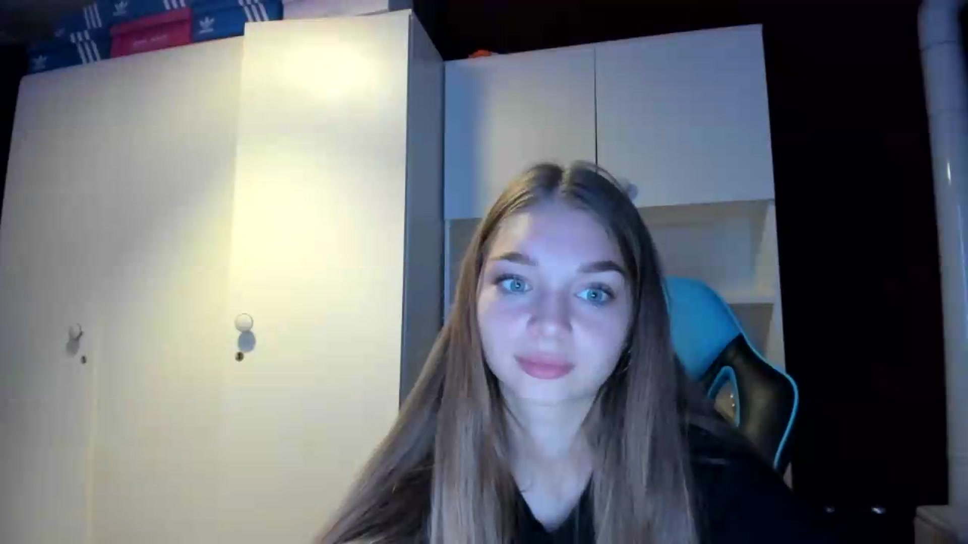 Gallery image thumbnail from Yukiia's myfreecams stream on, 09/14/2026, 17:56 image 11 of 20