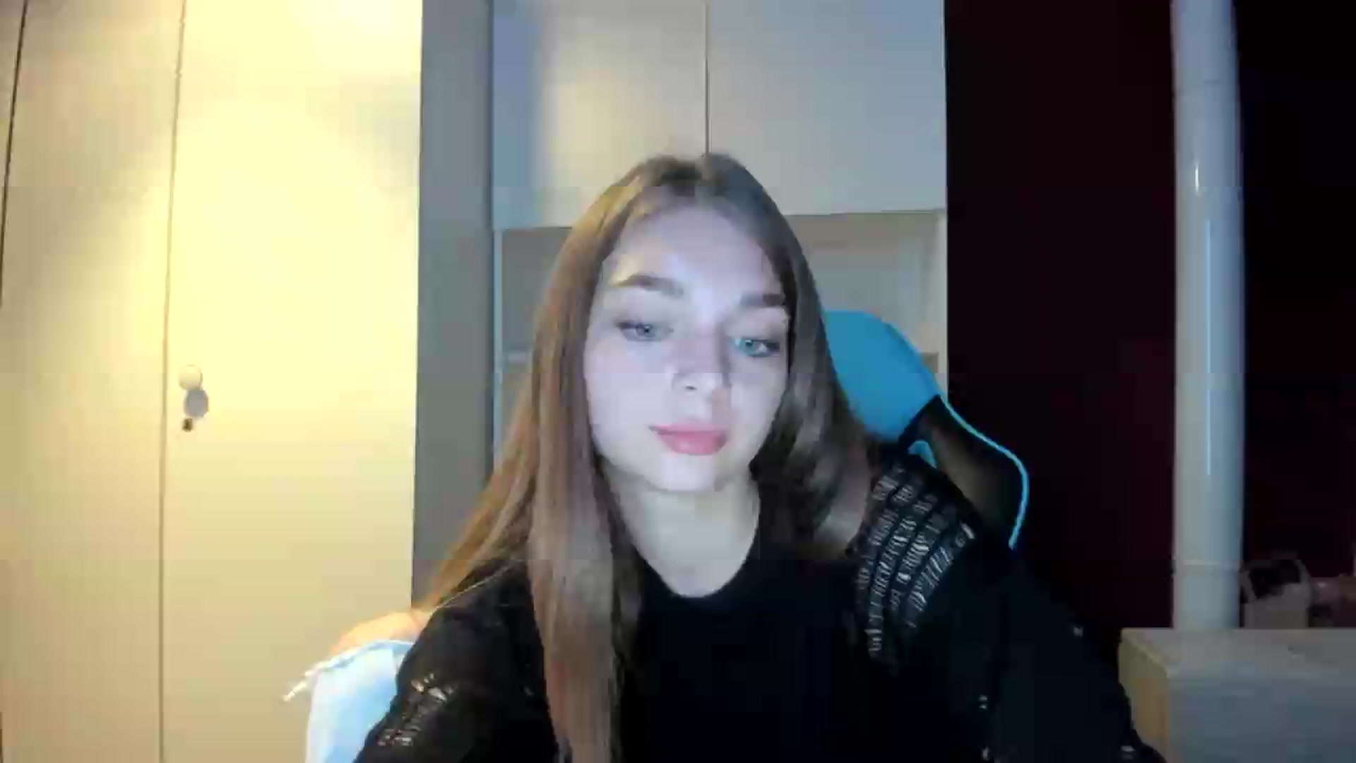 Gallery image thumbnail from Yukiia's myfreecams stream on, 10/02/2026, 19:28 image 2 of 20