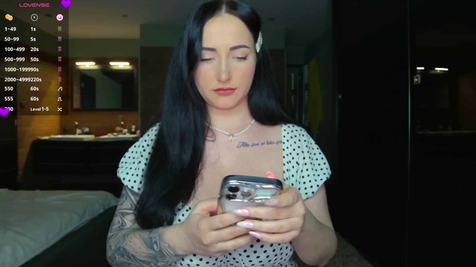 Gallery image thumbnail from Yulia's myfreecams stream on, 04/15/2026, 19:48 image 6 of 20