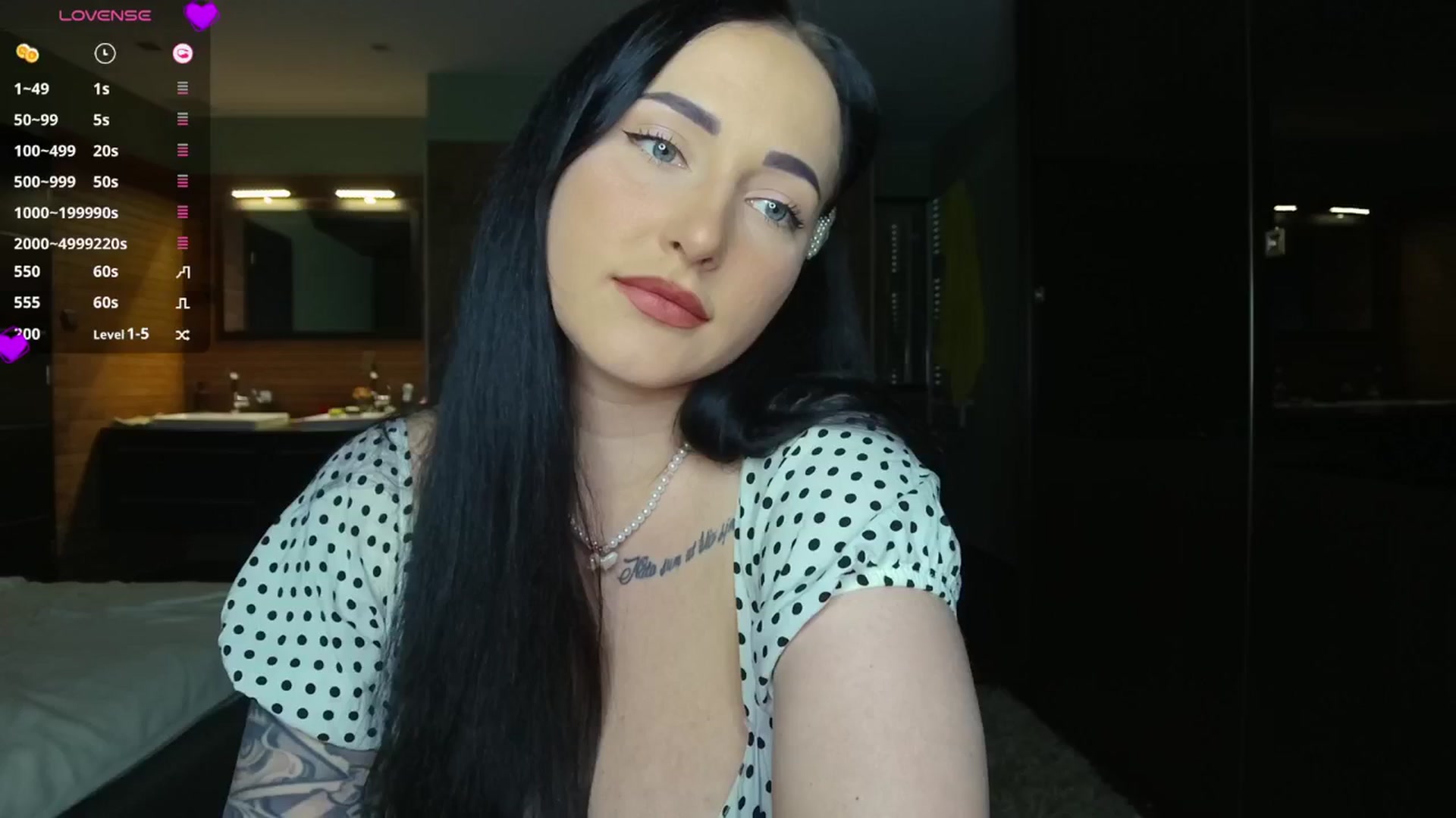 Gallery image thumbnail from Yulia's myfreecams stream on, 04/15/2026, 19:48 image 5 of 20