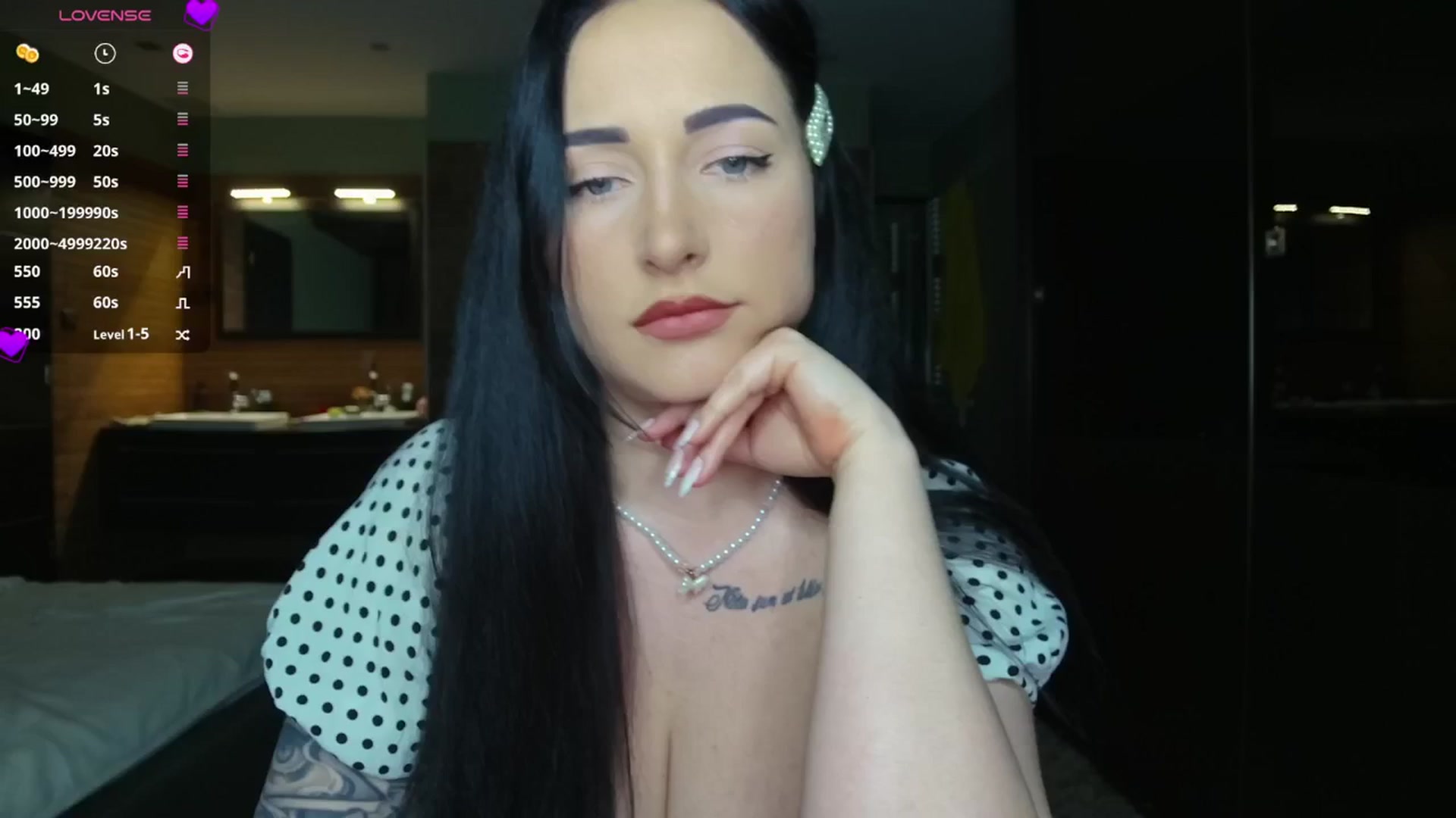 Gallery image thumbnail from Yulia's myfreecams stream on, 04/15/2026, 19:48 image 12 of 20