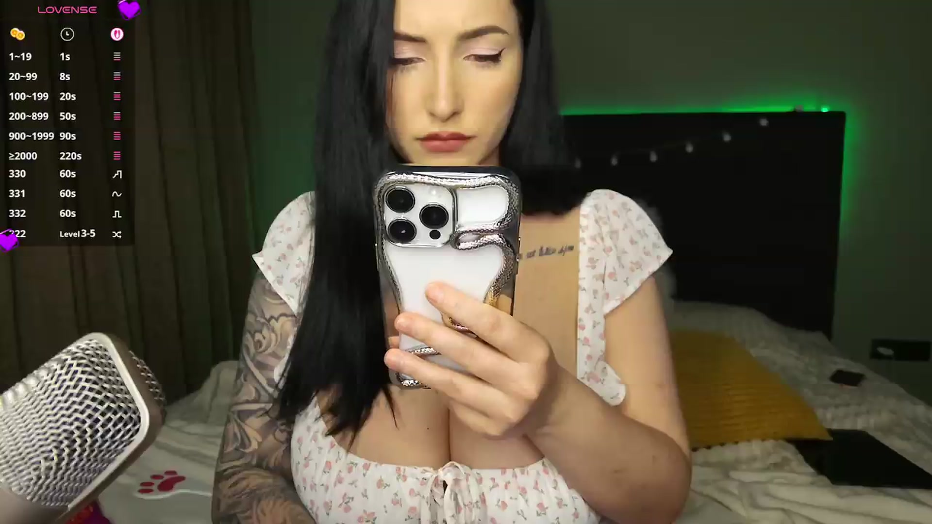 Gallery image thumbnail from Yulia's myfreecams stream on, 06/02/2026, 18:44 image 17 of 20