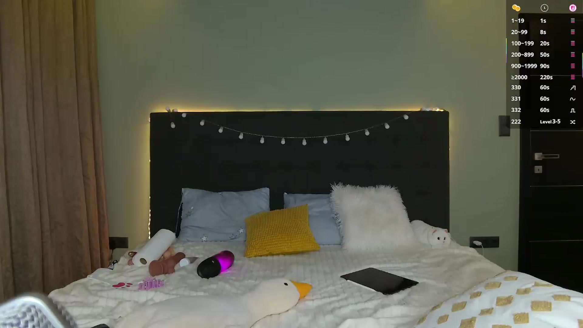 Gallery image thumbnail from Yulia's myfreecams stream on, 08/28/2026, 19:43 image 18 of 20
