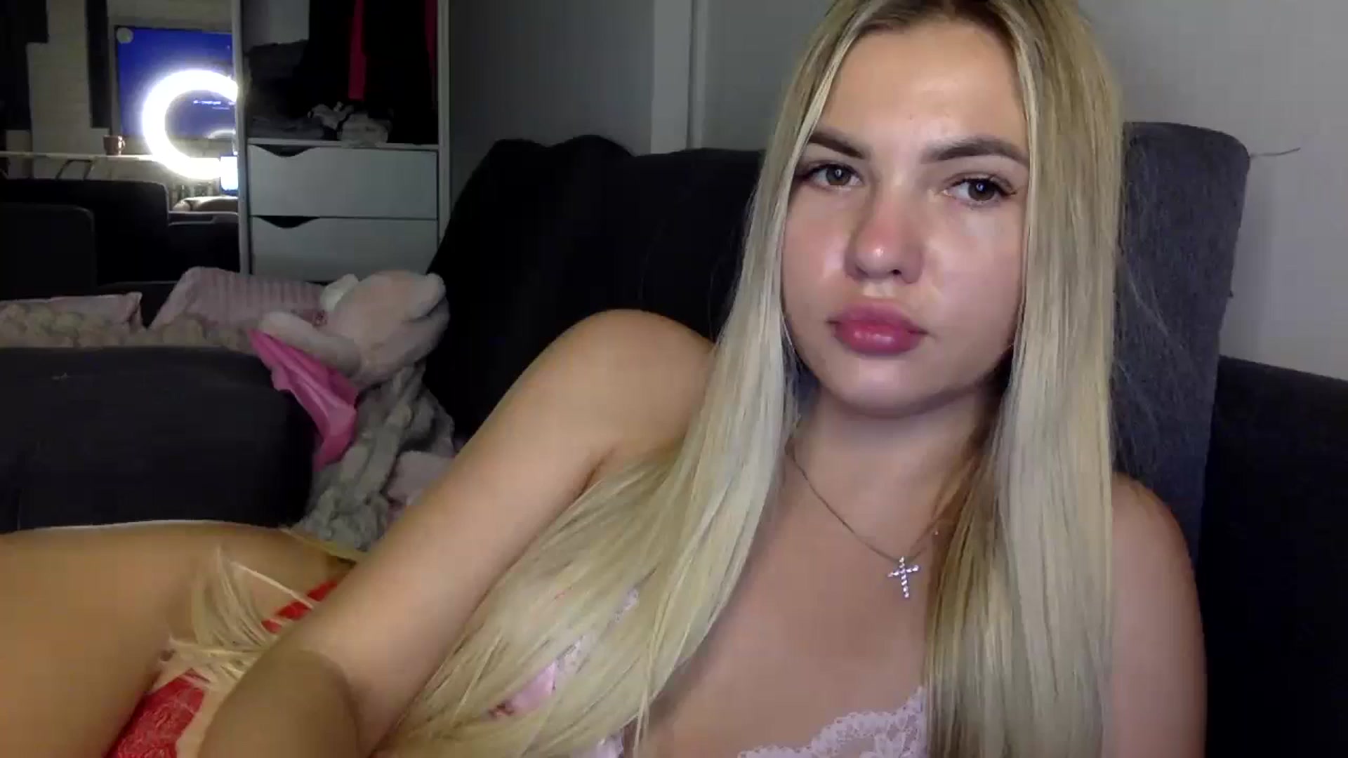 Gallery image thumbnail from YuliaKitty's myfreecams stream on, 07/28/2024, 23:43 image 8 of 20