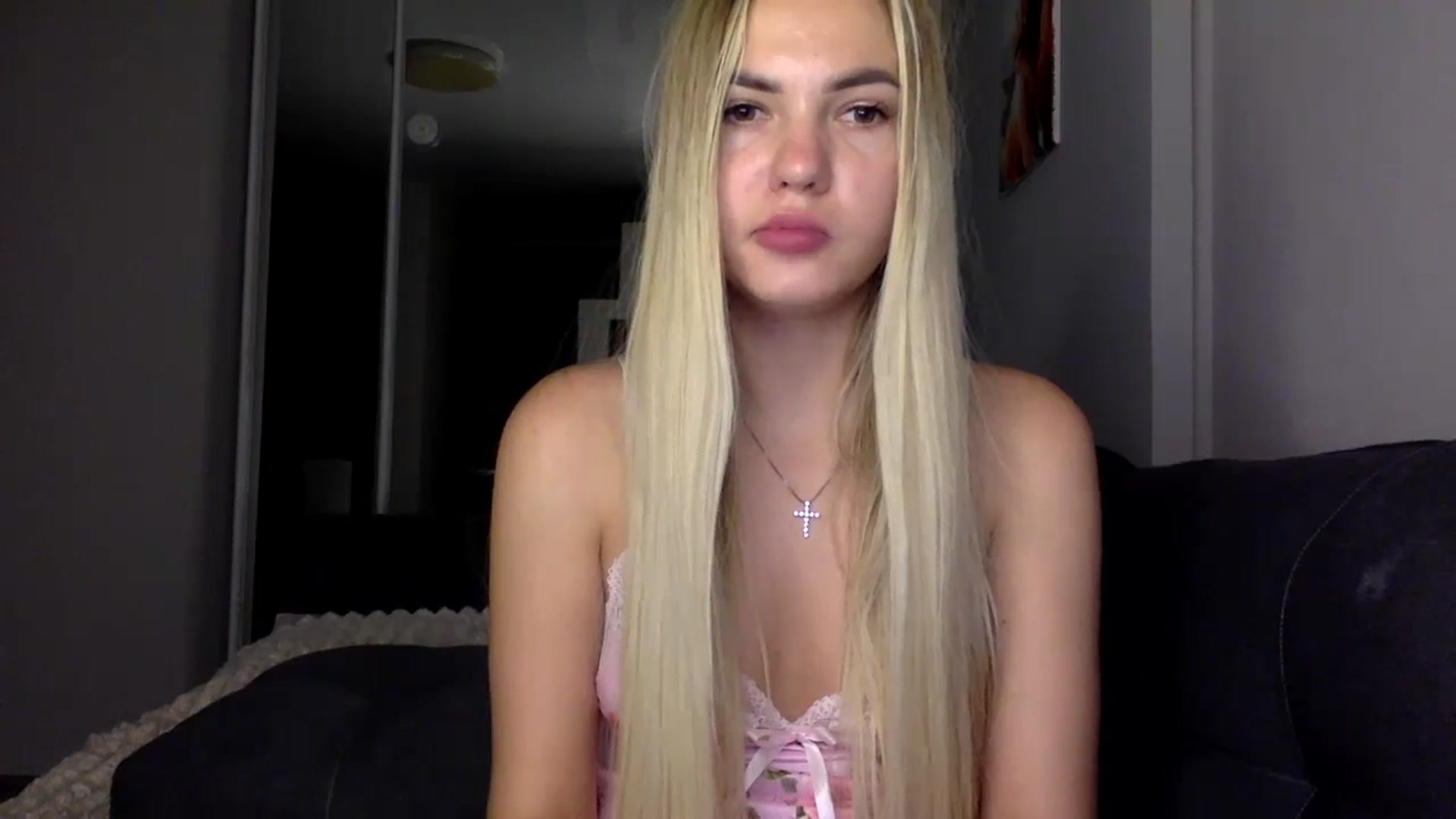 Gallery image thumbnail from YuliaKitty's myfreecams stream on, 07/28/2024, 23:43 image 17 of 20