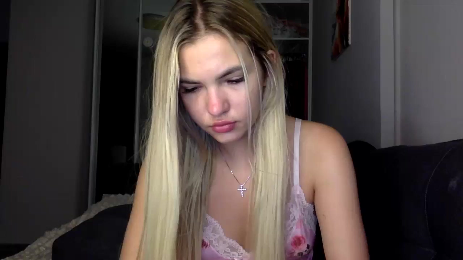 Gallery image thumbnail from YuliaKitty's myfreecams stream on, 07/29/2024, 24:06 image 1 of 20