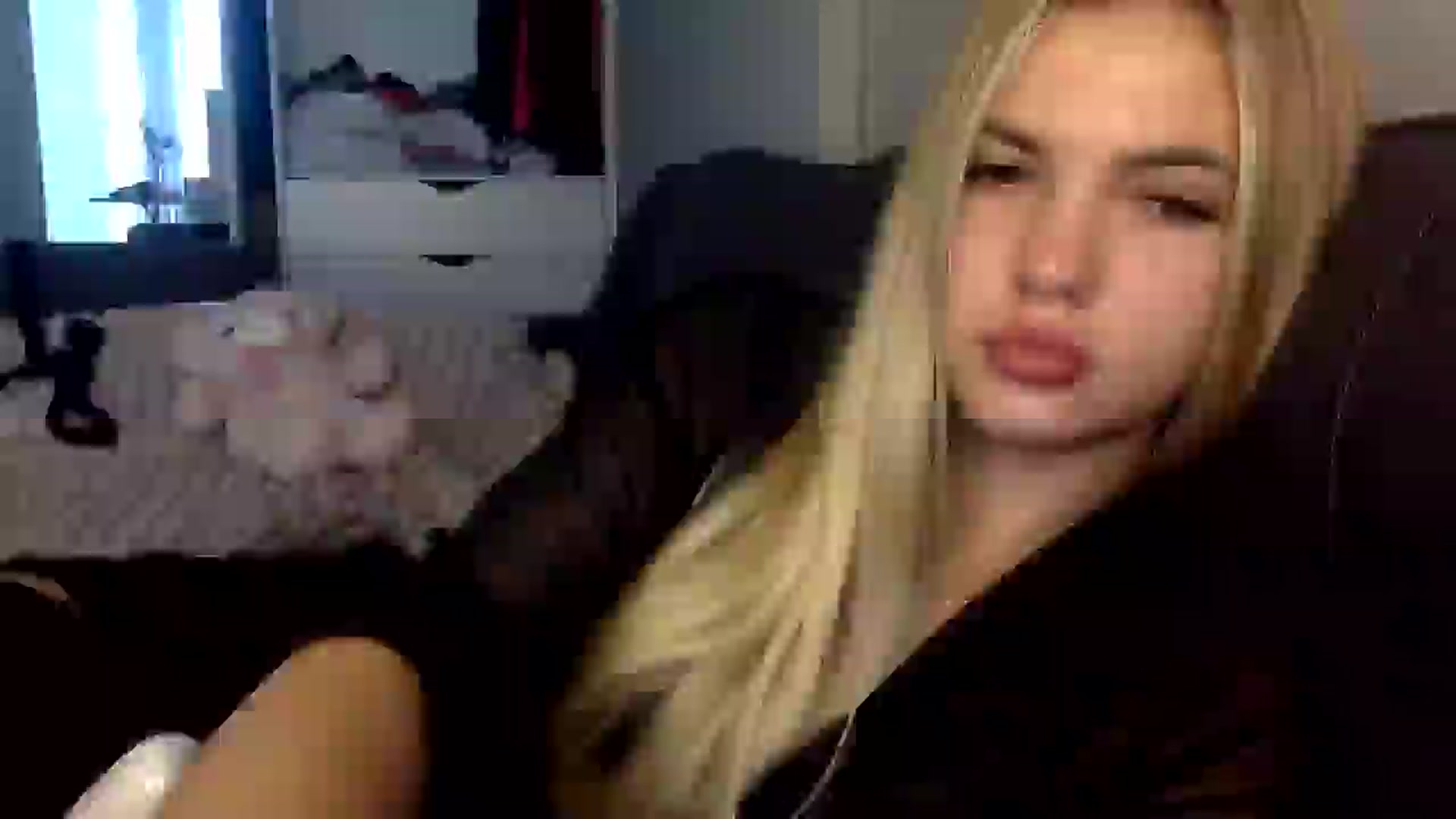 Gallery image thumbnail from YuliaKitty's myfreecams stream on, 07/30/2024, 15:52 image 6 of 20