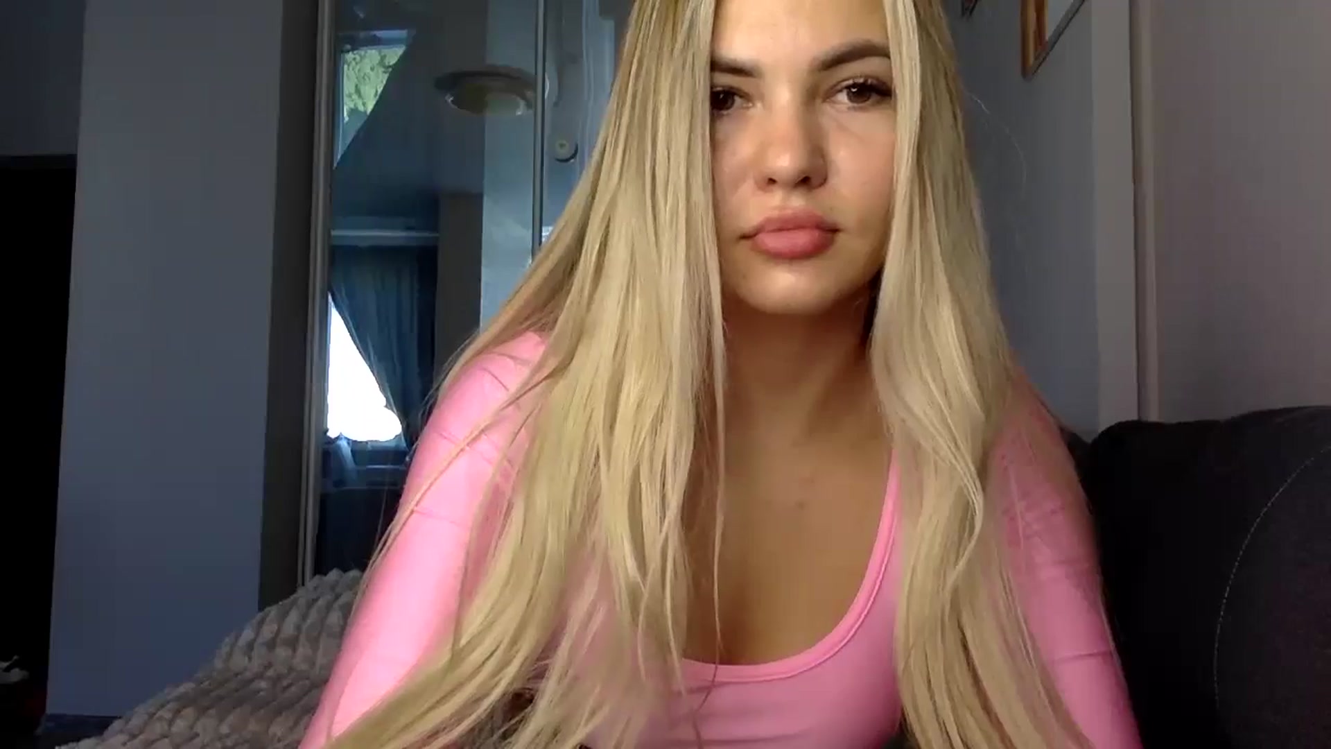 Gallery image thumbnail from YuliaKitty's myfreecams stream on, 08/11/2024, 15:38 image 9 of 20