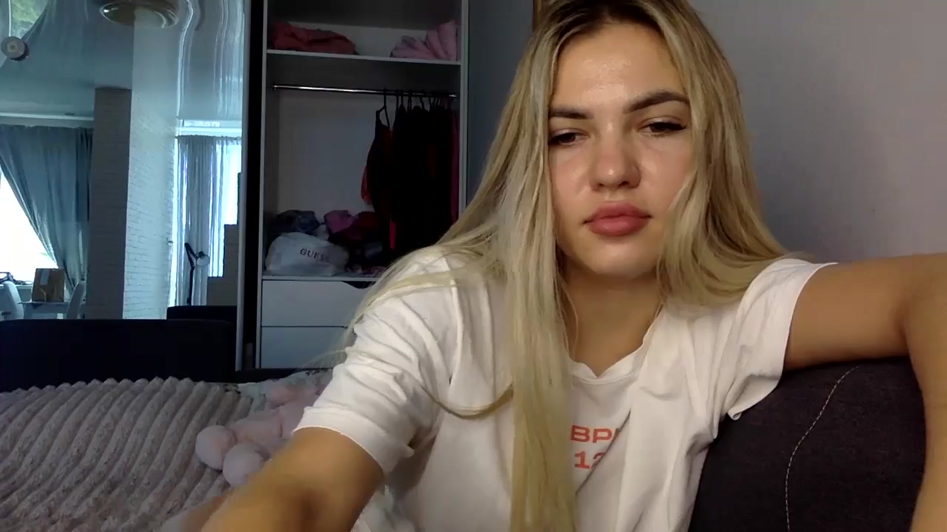 Gallery image thumbnail from YuliaKitty's myfreecams stream on, 08/12/2024, 07:37 image 8 of 20