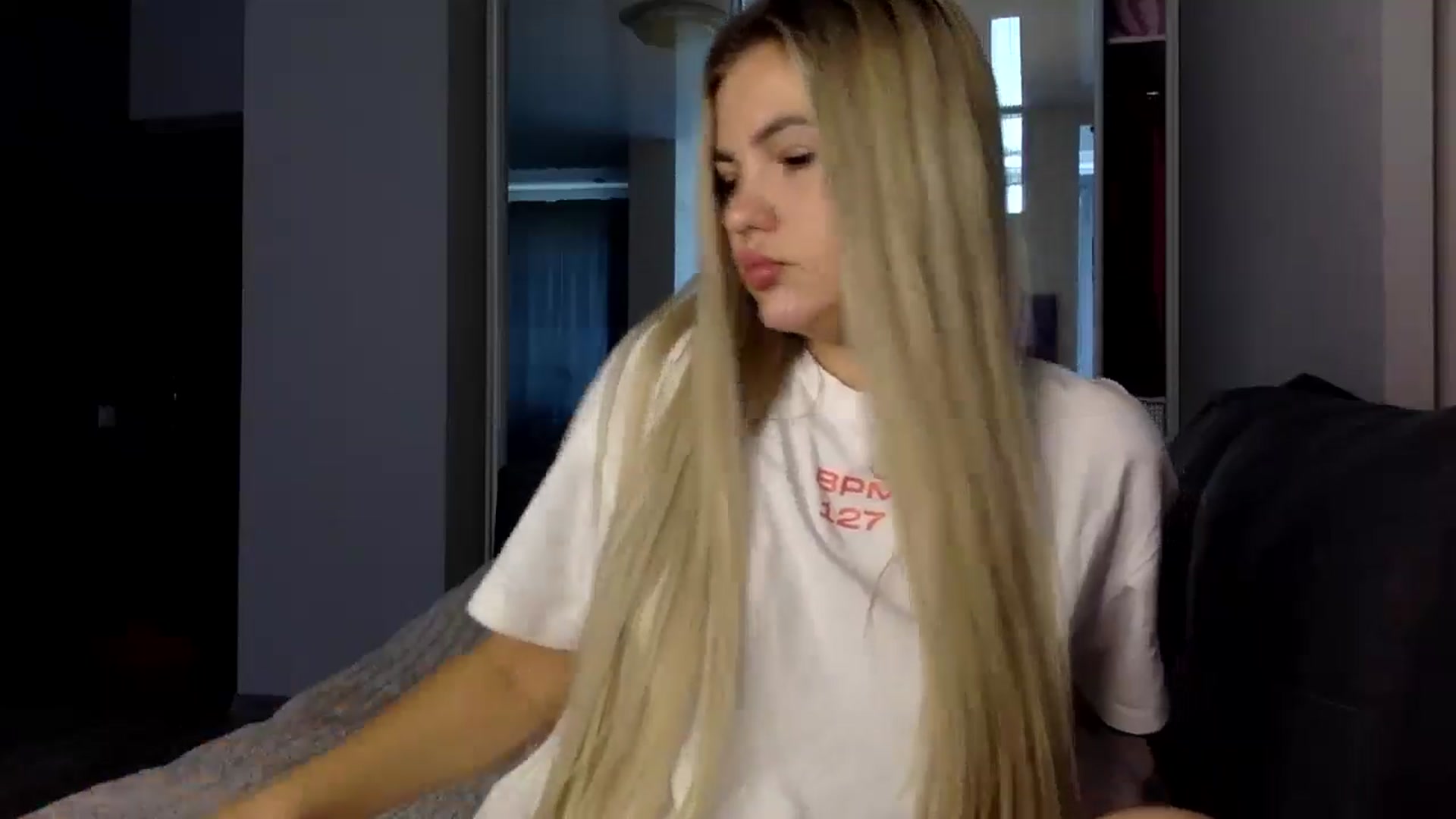 Gallery image thumbnail from YuliaKitty's myfreecams stream on, 08/14/2024, 08:06 image 9 of 20