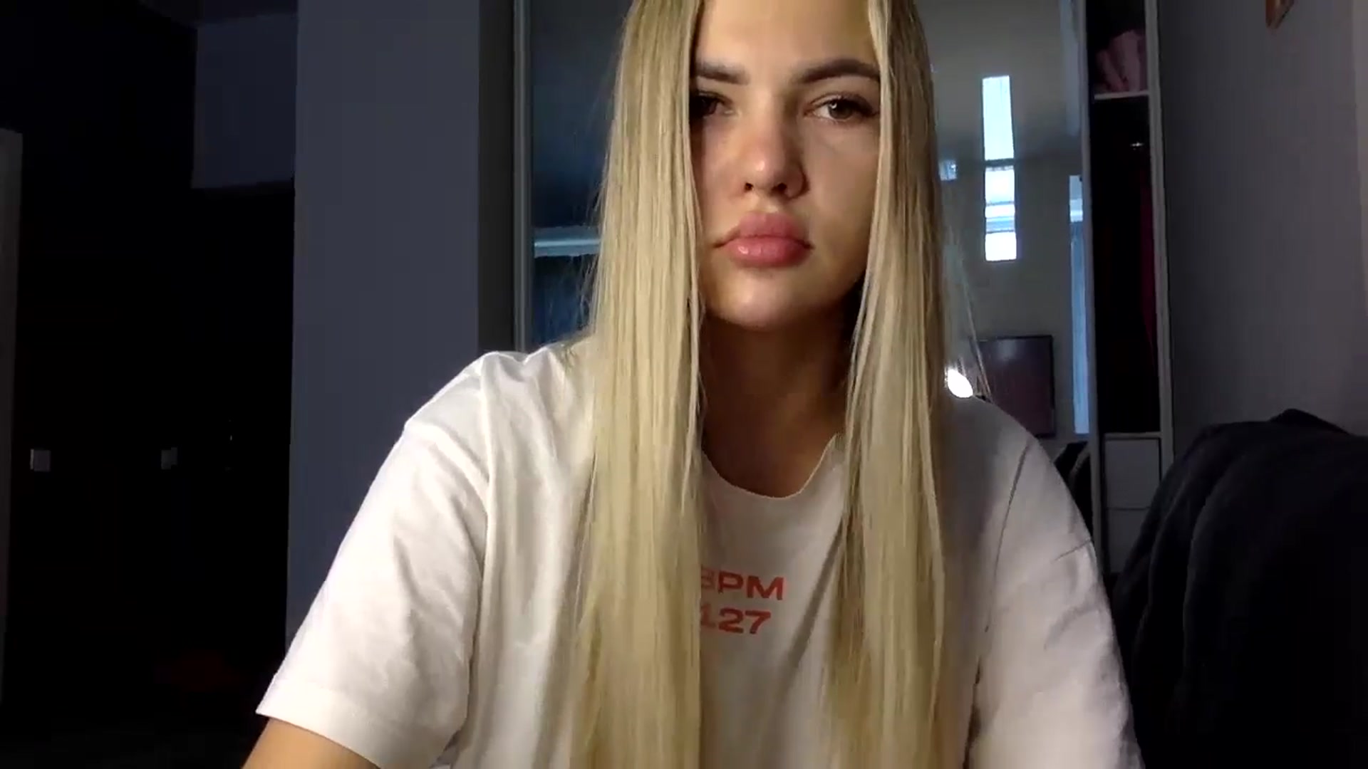 Gallery image thumbnail from YuliaKitty's myfreecams stream on, 08/14/2024, 08:06 image 17 of 20