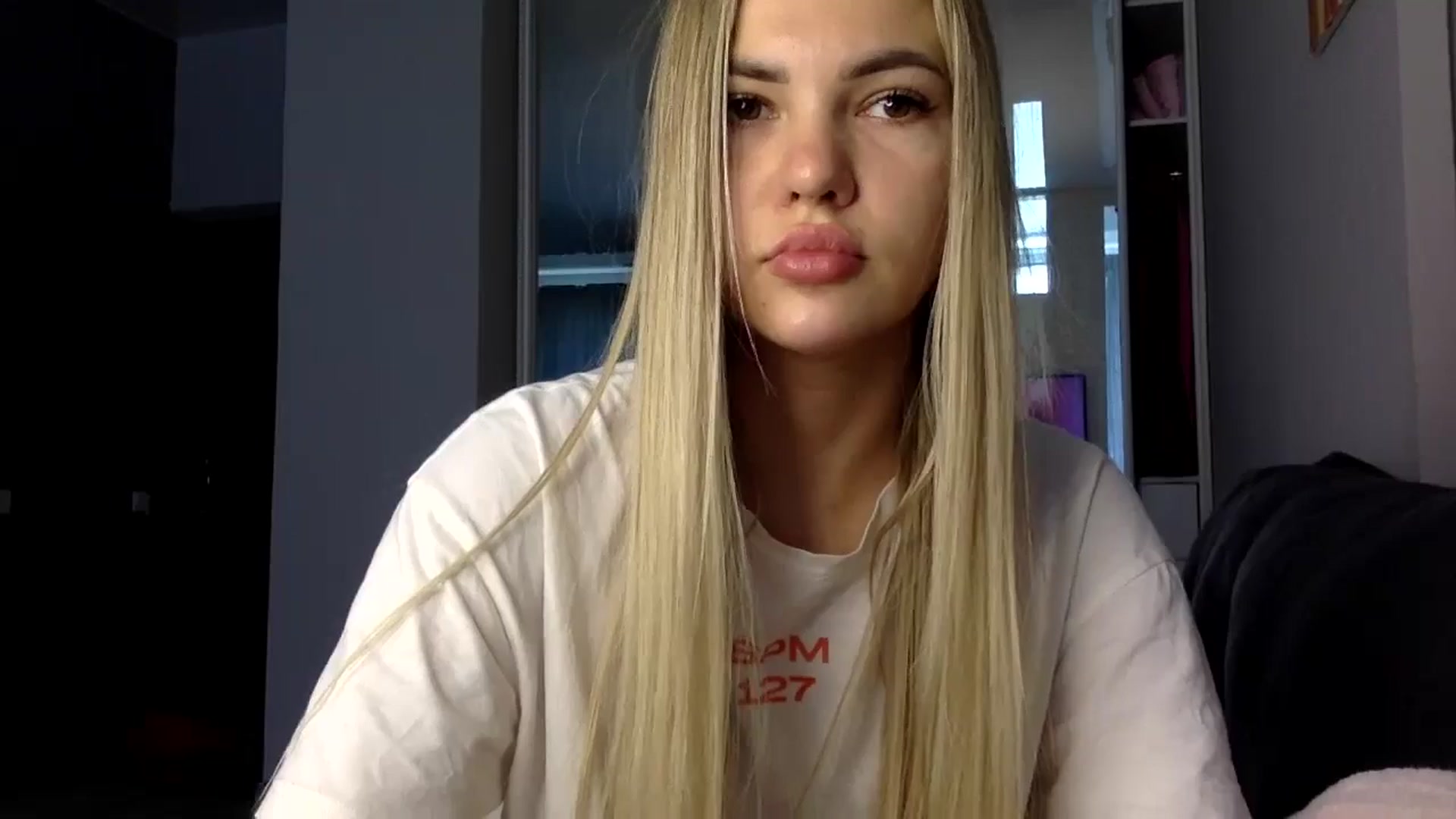 Gallery image thumbnail from YuliaKitty's myfreecams stream on, 08/14/2024, 08:06 image 1 of 20