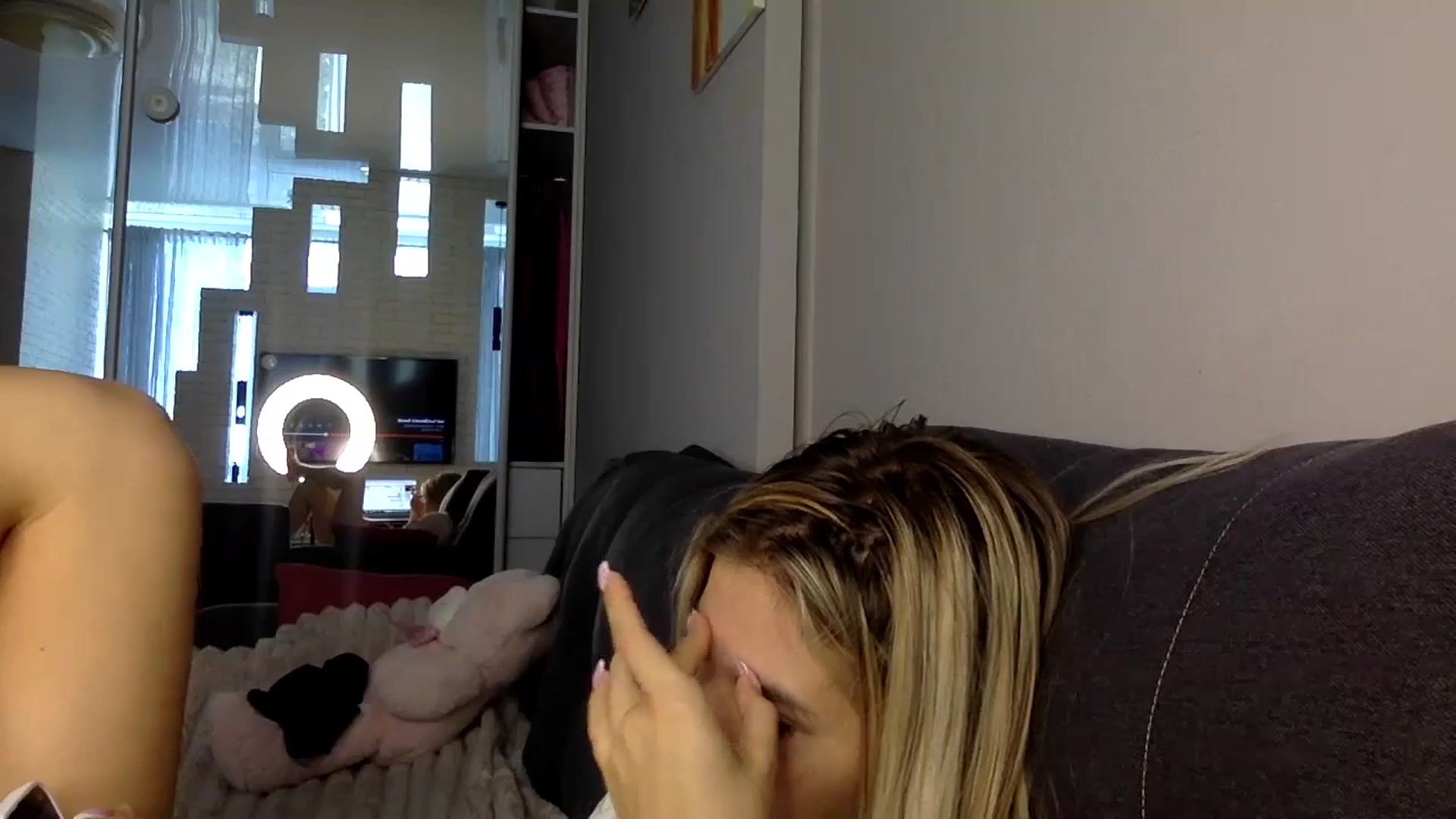 Gallery image thumbnail from YuliaKitty's myfreecams stream on, 08/14/2024, 09:23 image 7 of 20