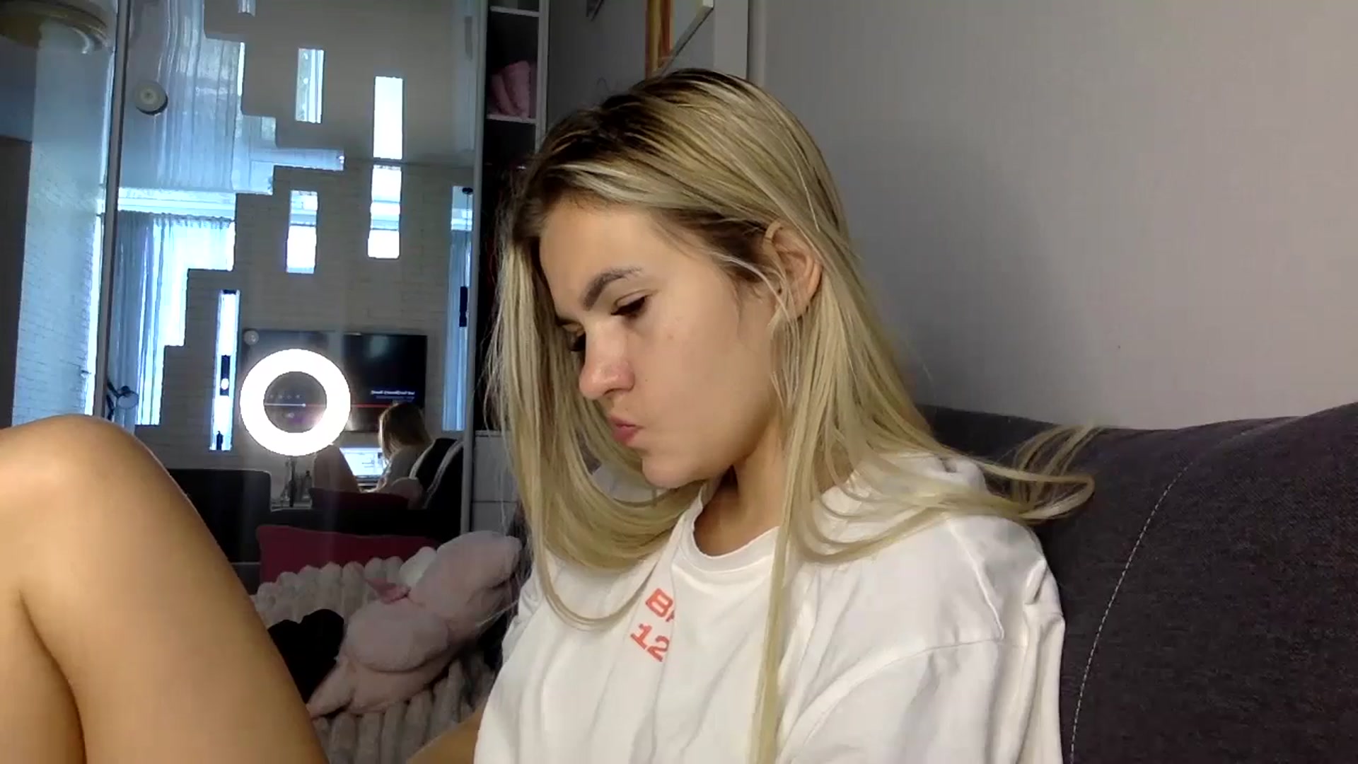 Gallery image thumbnail from YuliaKitty's myfreecams stream on, 08/14/2024, 09:23 image 4 of 20