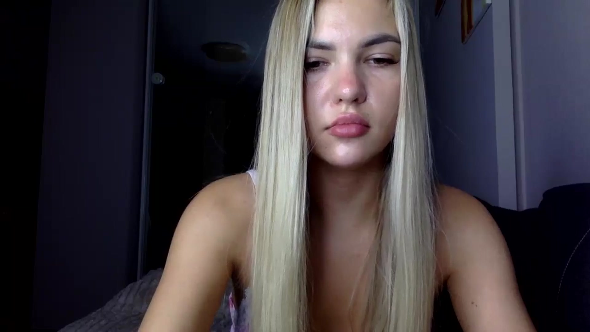 Gallery image thumbnail from YuliaKitty's myfreecams stream on, 08/17/2024, 19:45 image 12 of 20