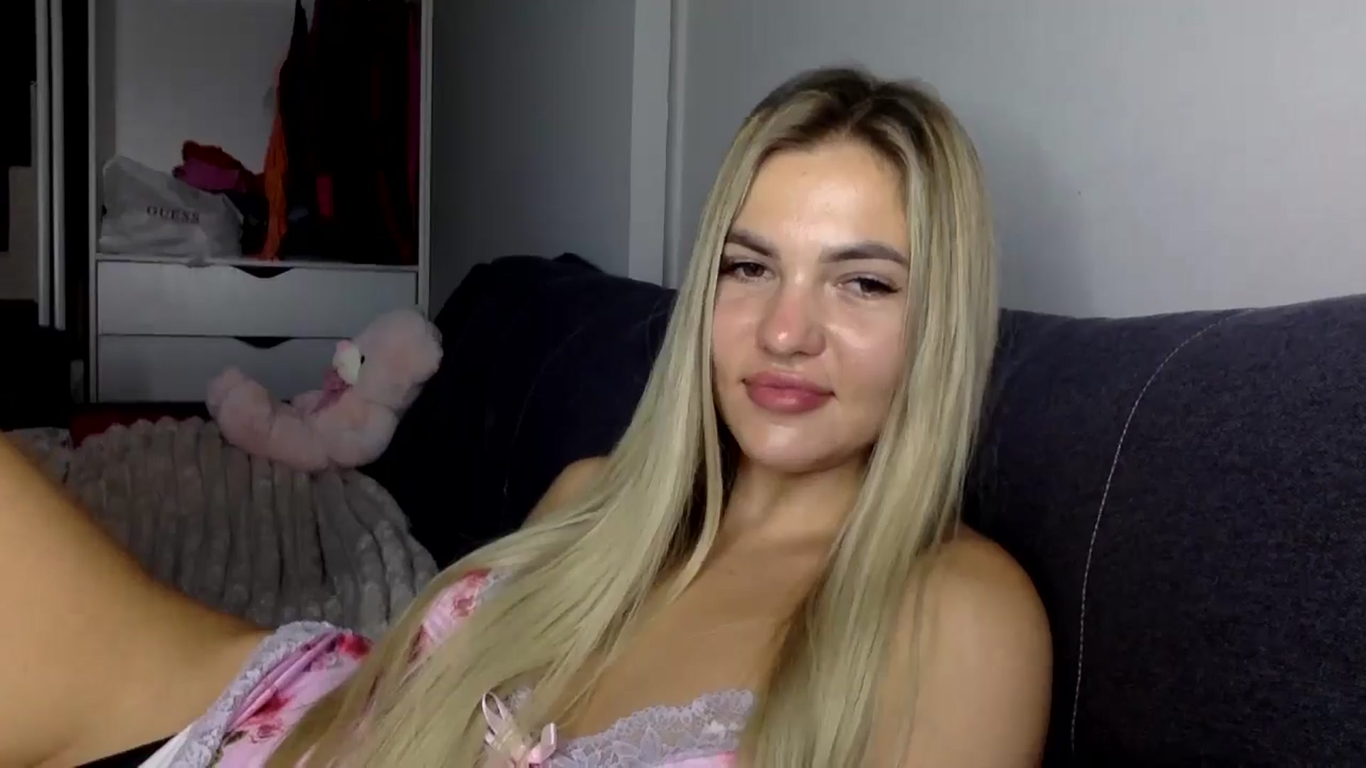 Gallery image thumbnail from YuliaKitty's myfreecams stream on, 08/17/2024, 19:45 image 16 of 20