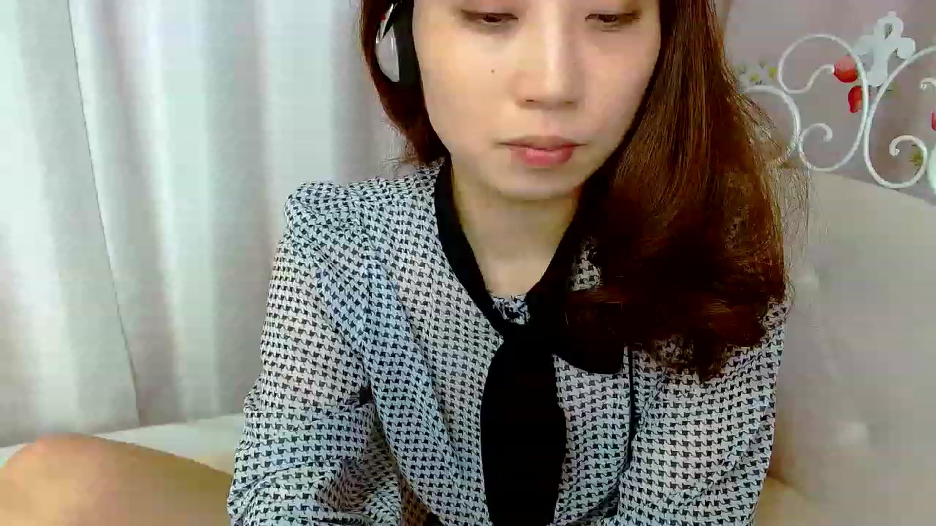 Gallery image thumbnail from Yumekooooo's myfreecams stream on, 06/25/2023, 21:57 image 4 of 20