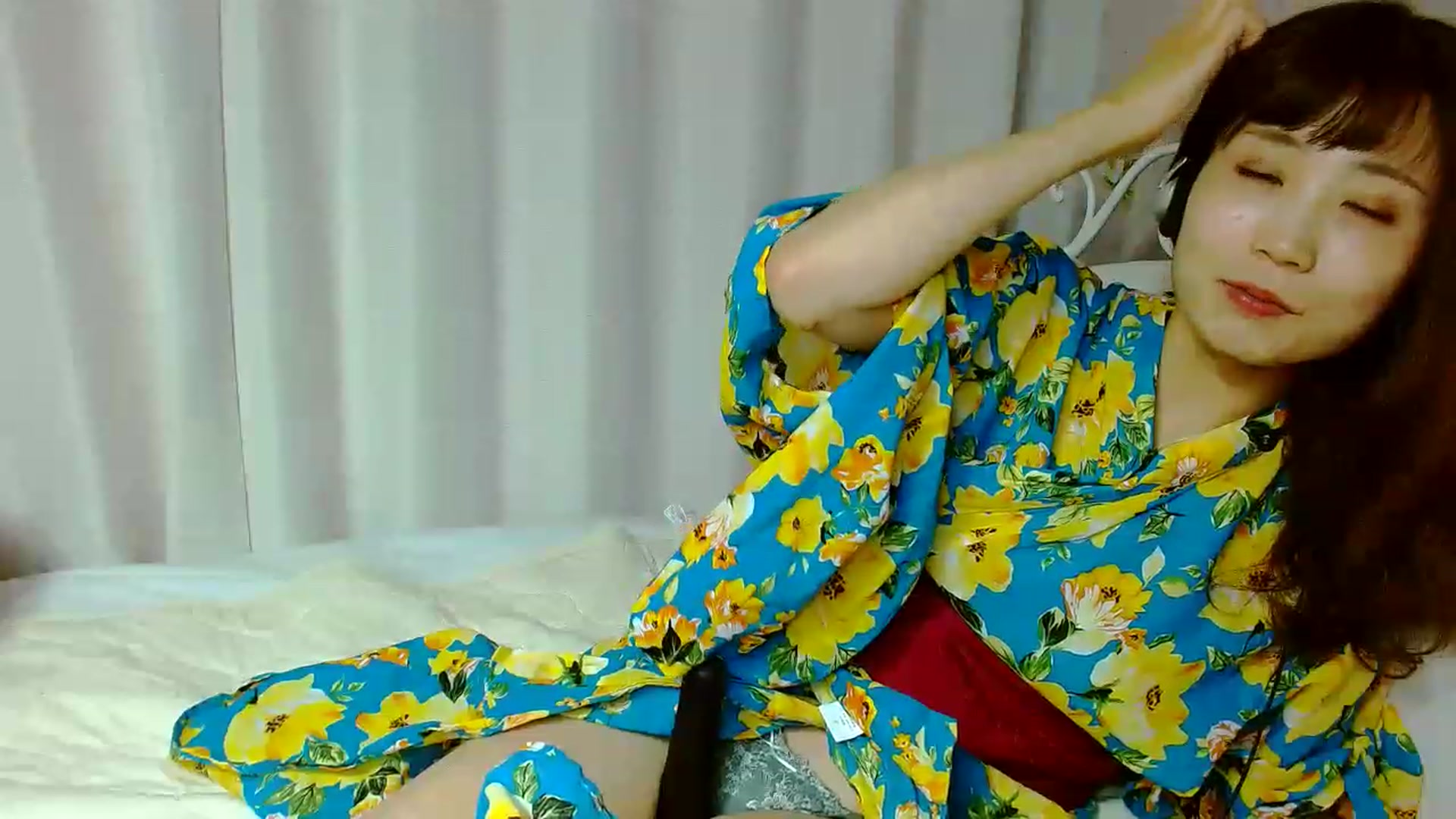 Gallery image thumbnail from Yumekooooo's myfreecams stream on, 08/06/2023, 19:08 image 14 of 20